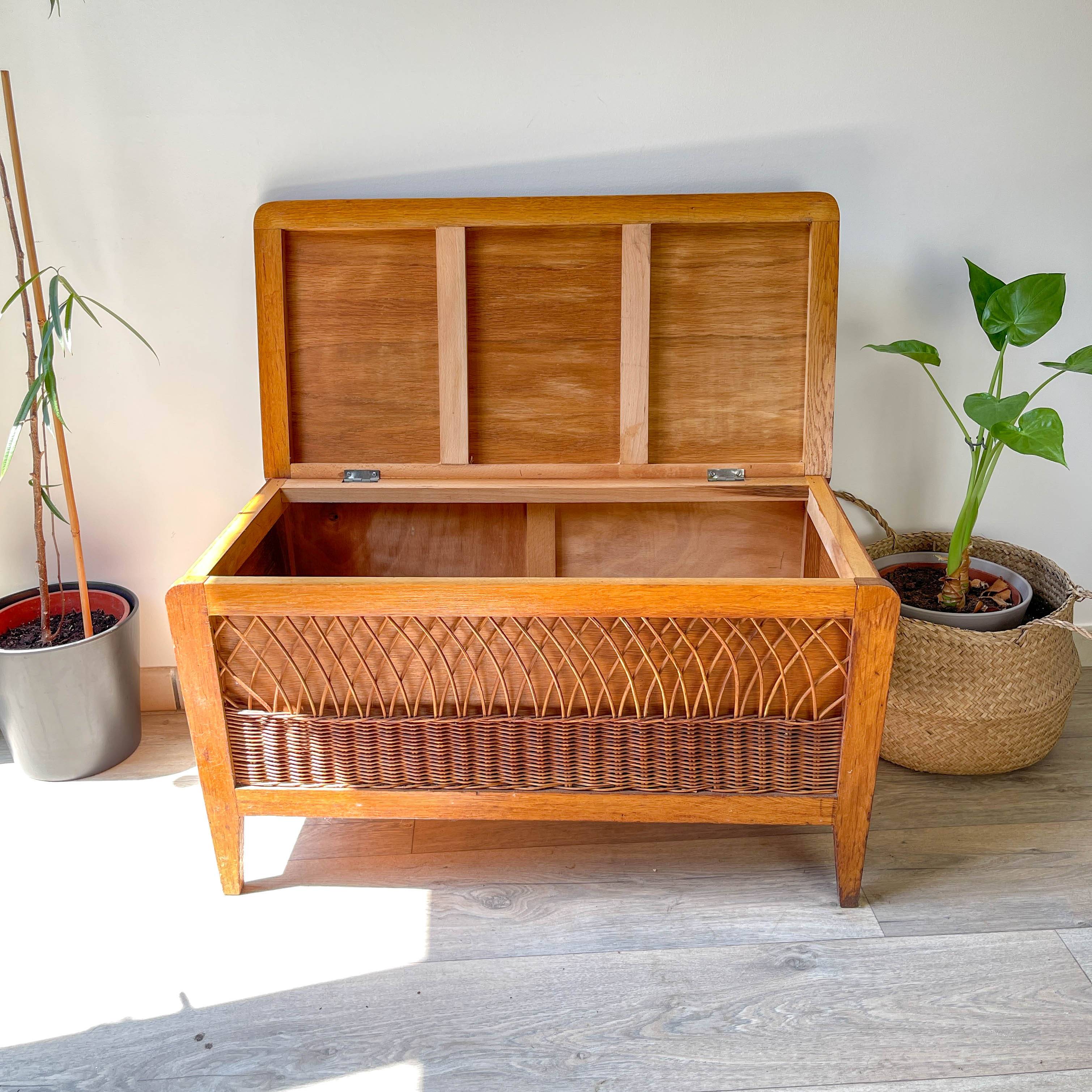 Vintage wooden and rattan storage bench – 1960s – Retro storage bench