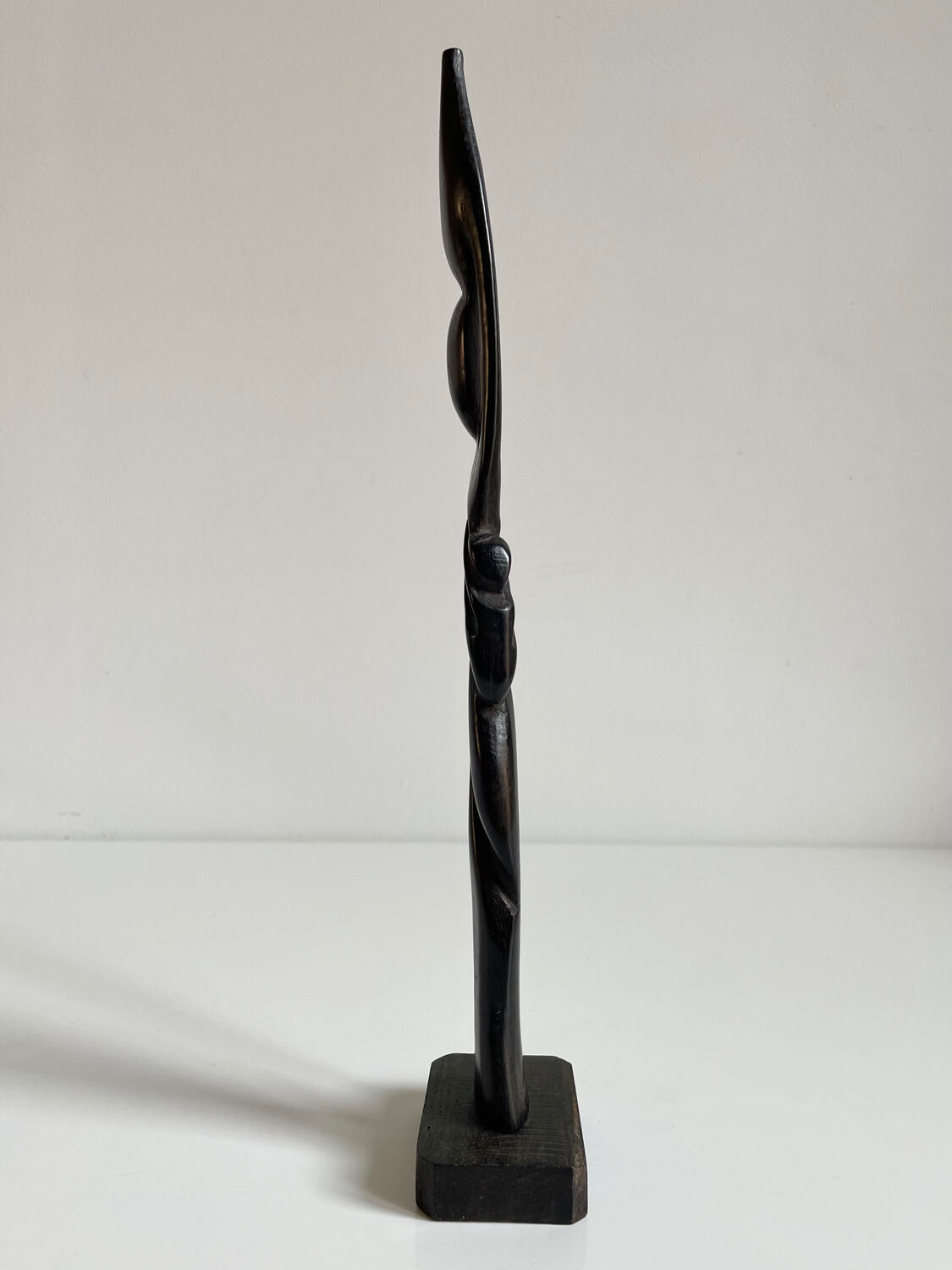 Sculpture d’art africain en bois d’ébène