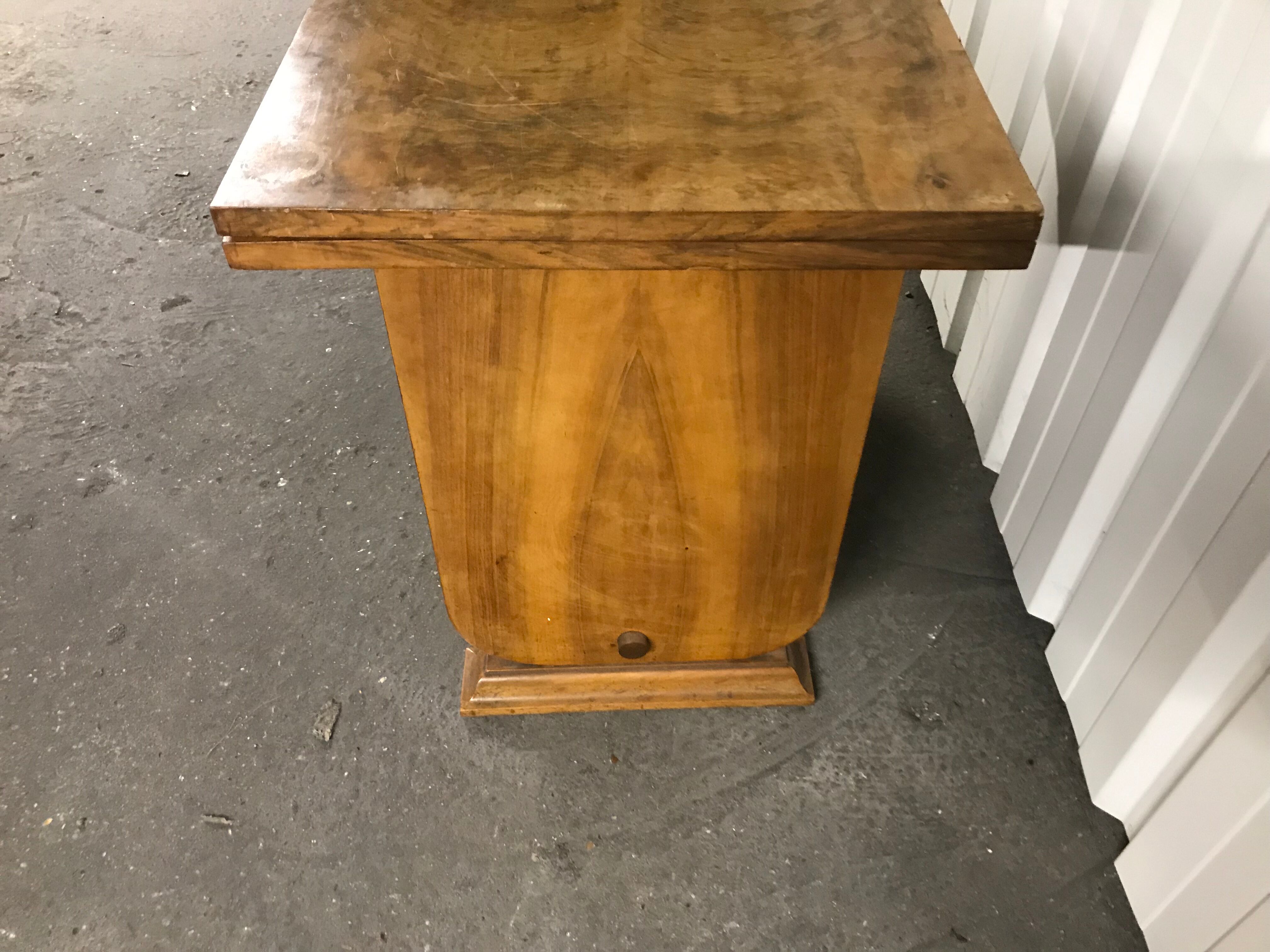 Portfolio art deco table