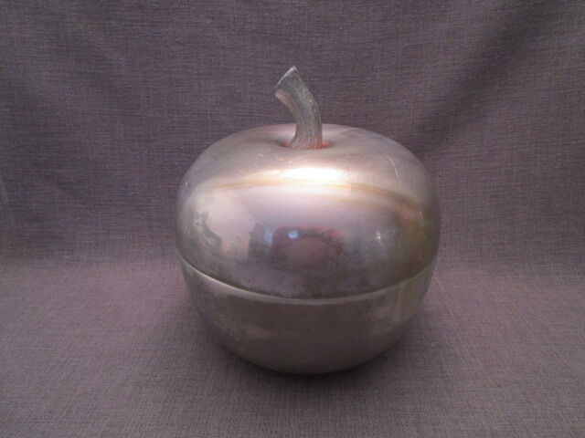 Vintage apple ice-cream tray 70