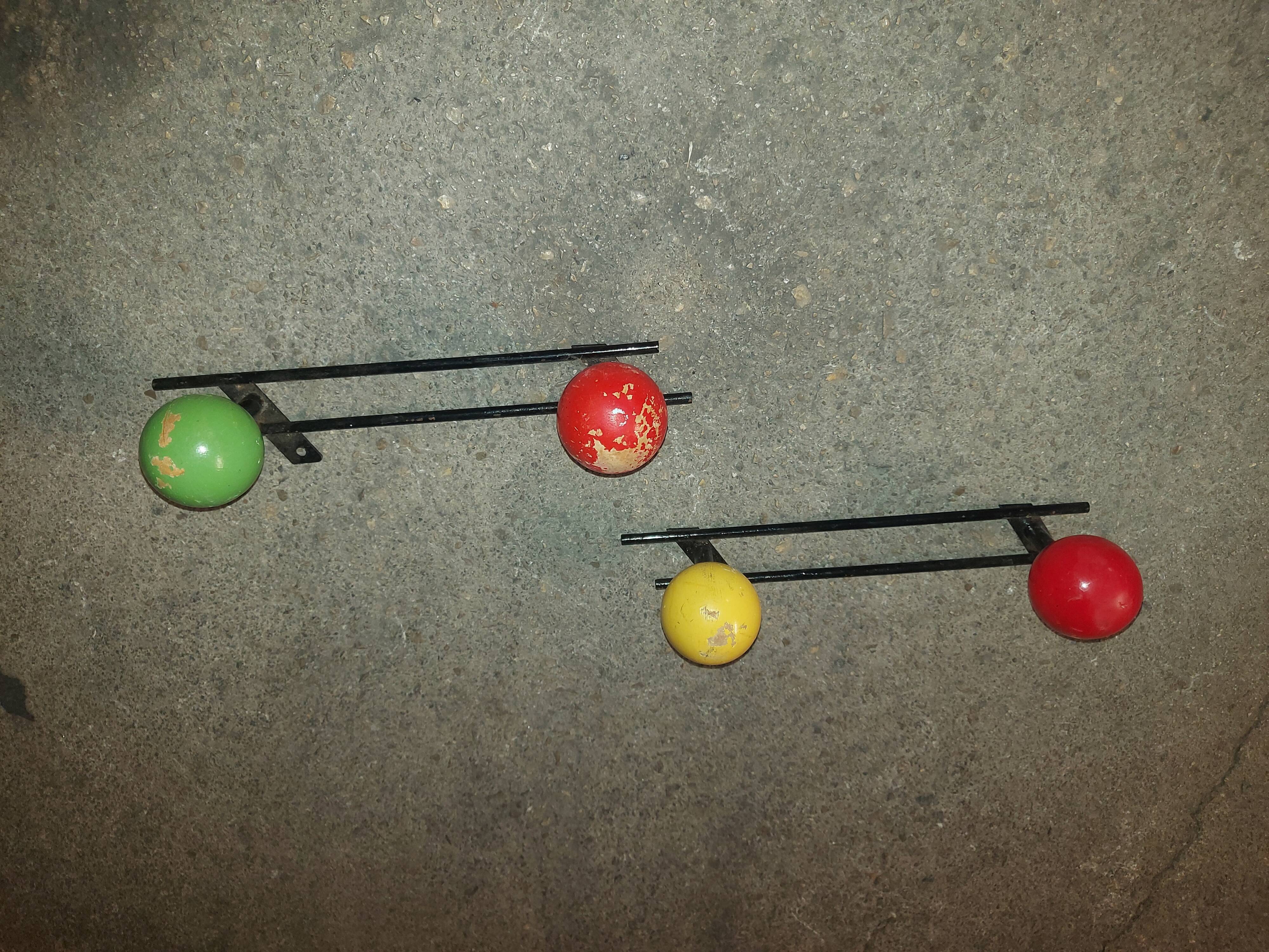 2 vintage coat rack 60