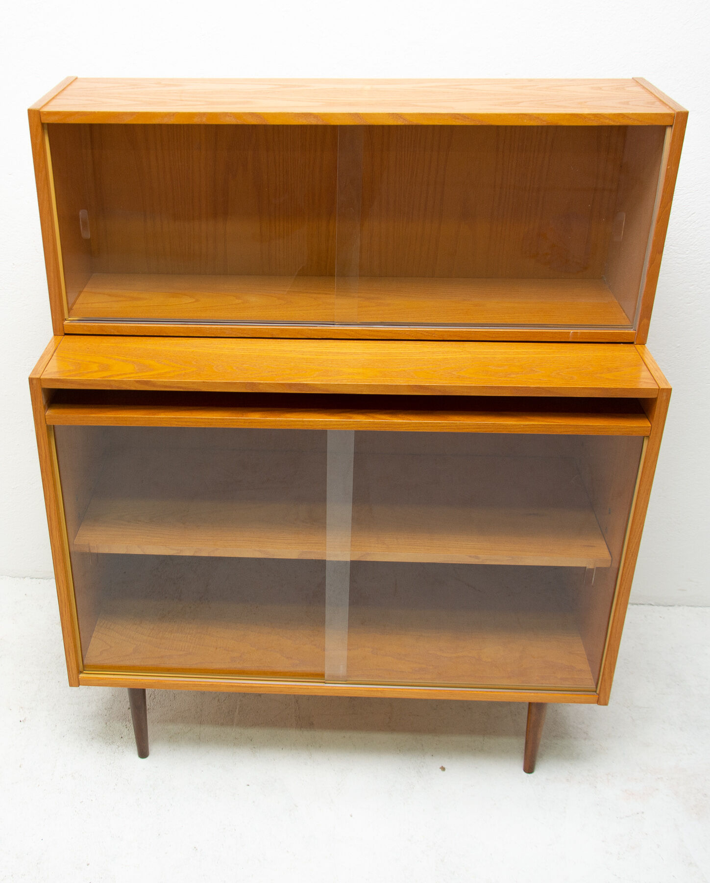 Bookcase ÚP Závody, Czechoslovakia, 1960
