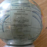 Light earth globe in vintage J-Forest glass from the 1940s