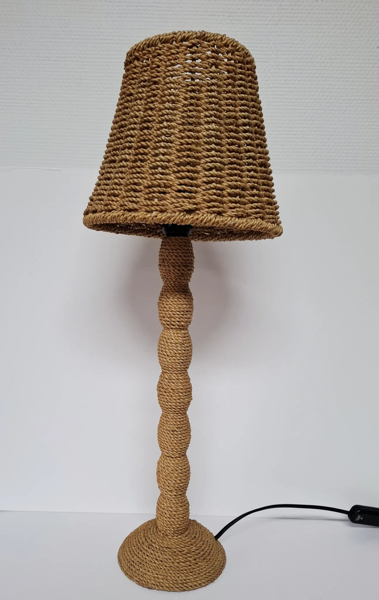 Rope lamp brutalist style