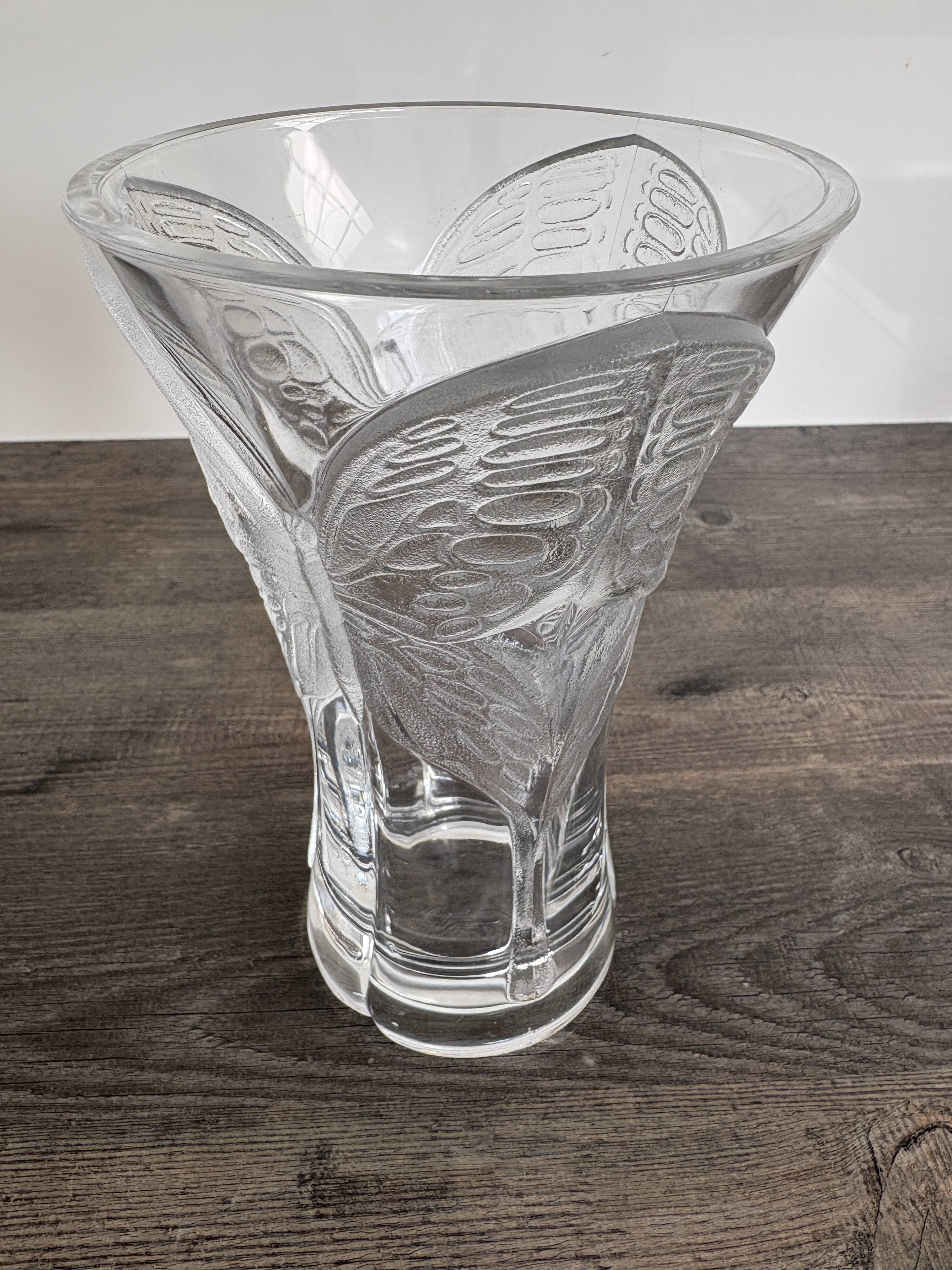 Vase aux papillons