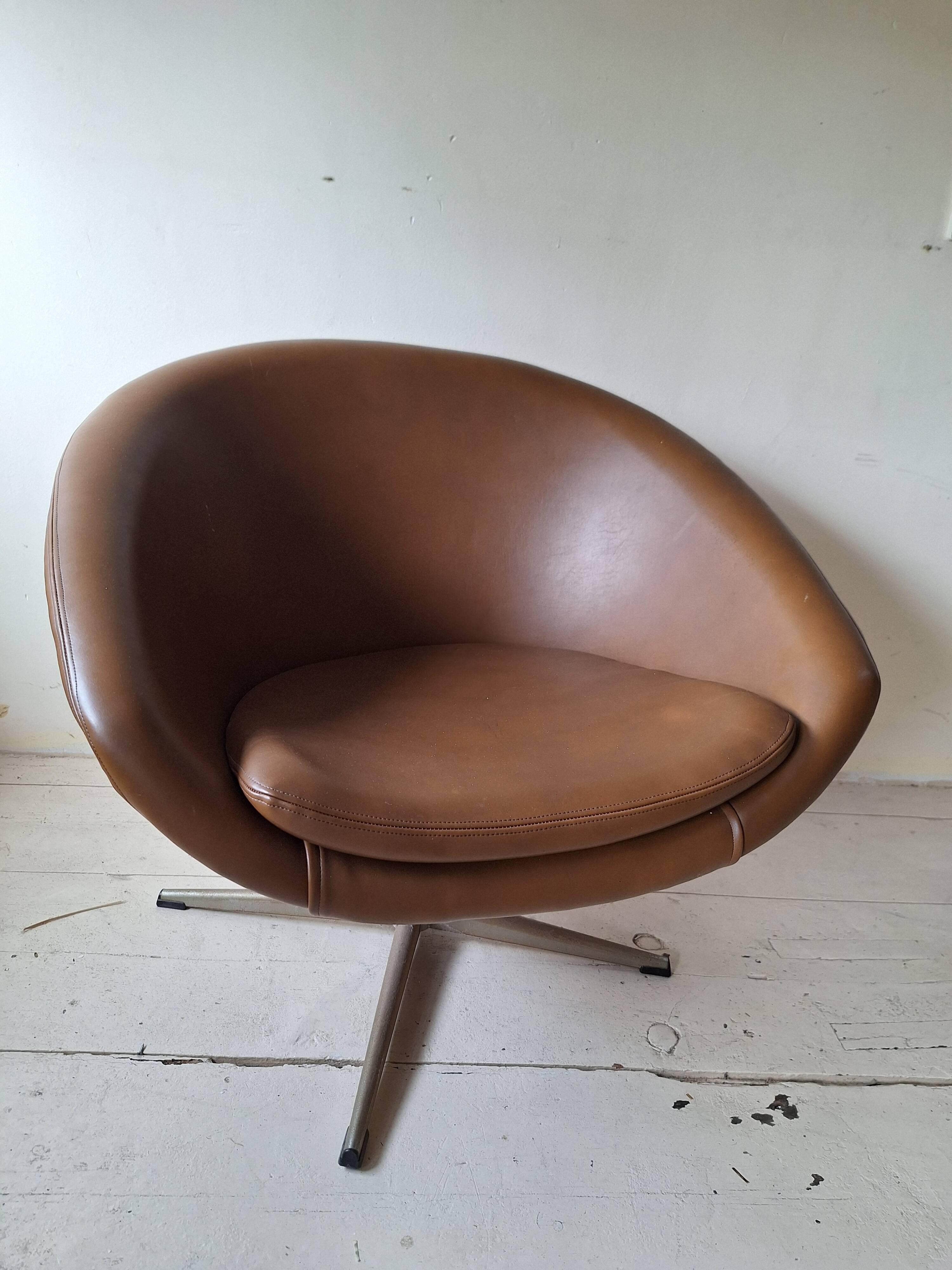 Chaise à cocktail vintage