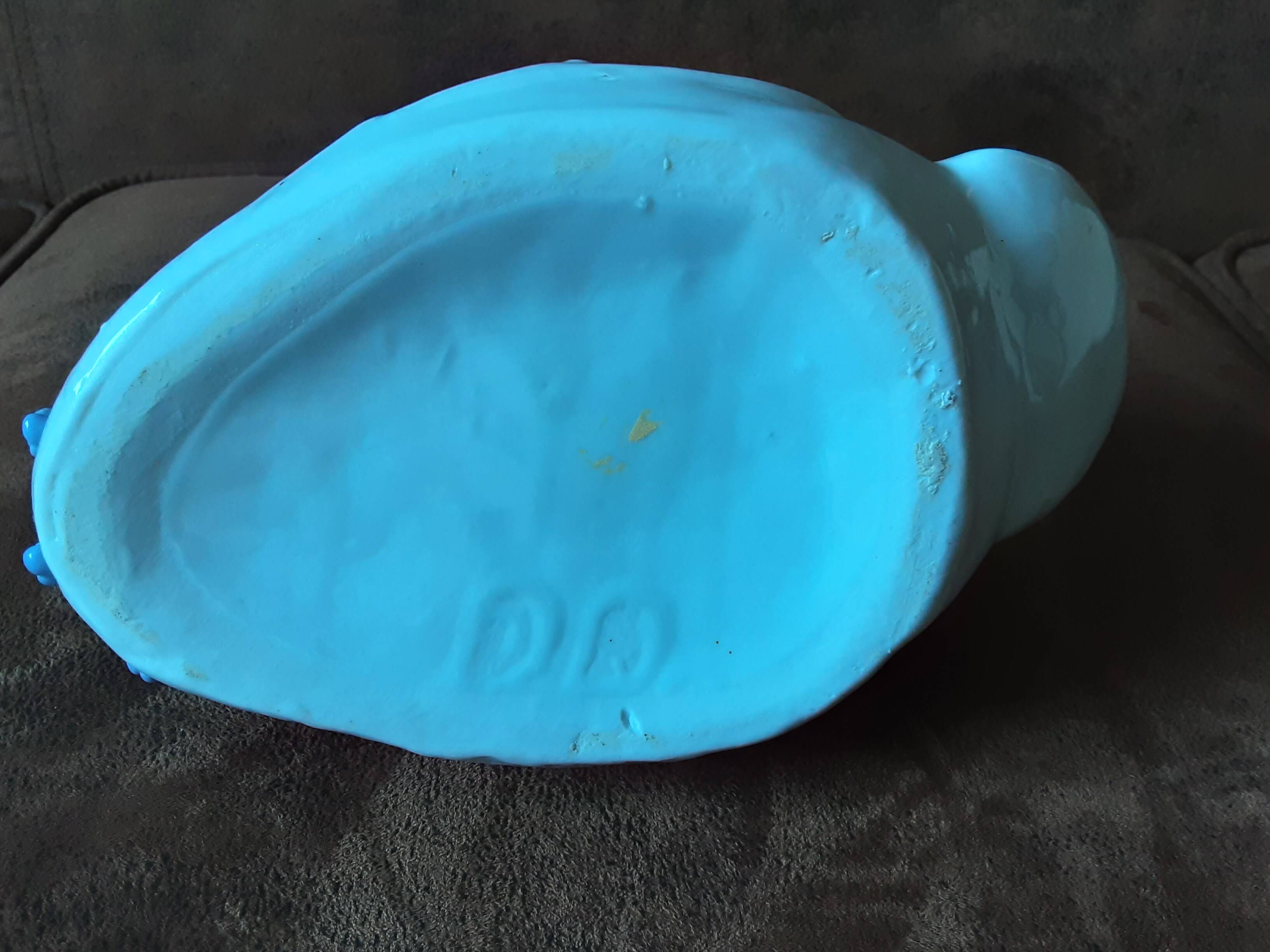 Italian slip plant holder