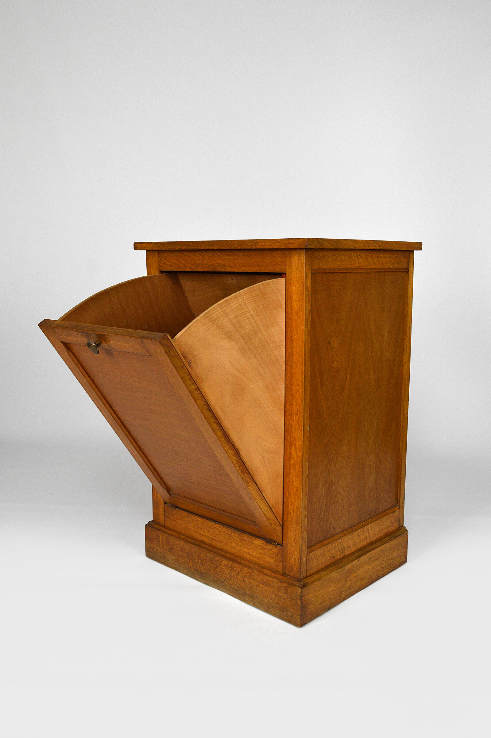 Oak storage bin around 1930