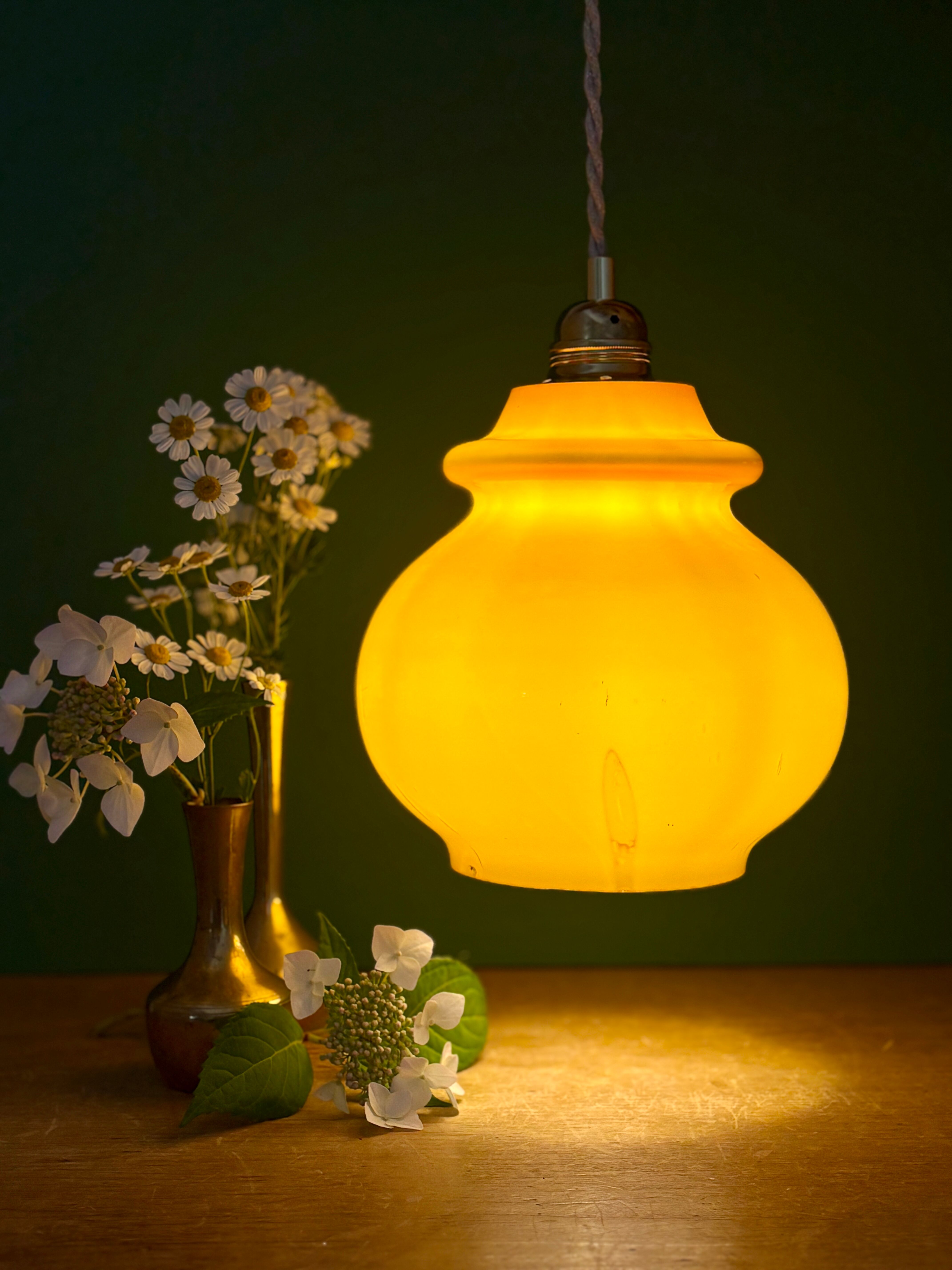 Vintage orange opaline suspension globe