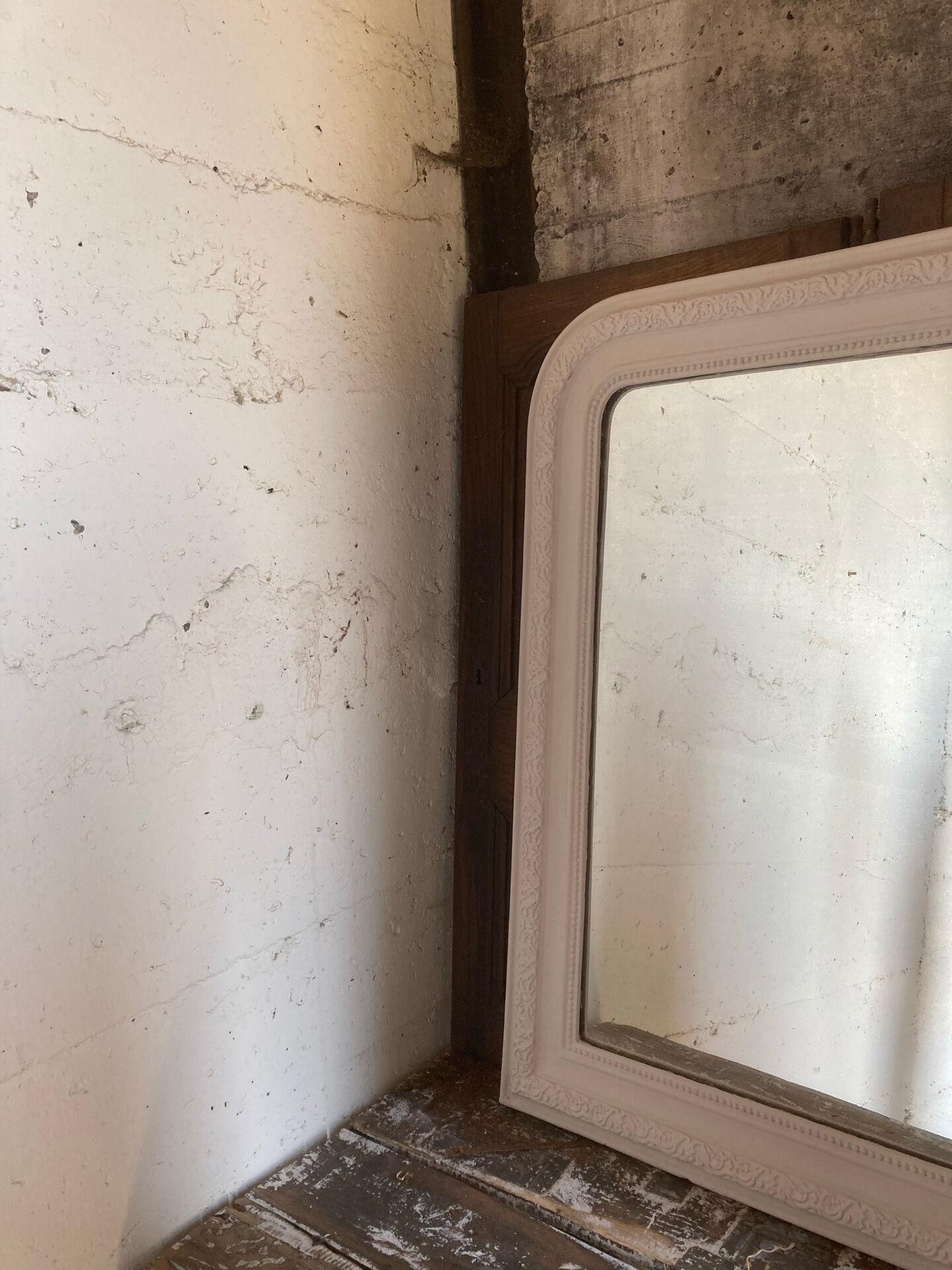 Louis Philippe mirror, 19th century, beige patina.