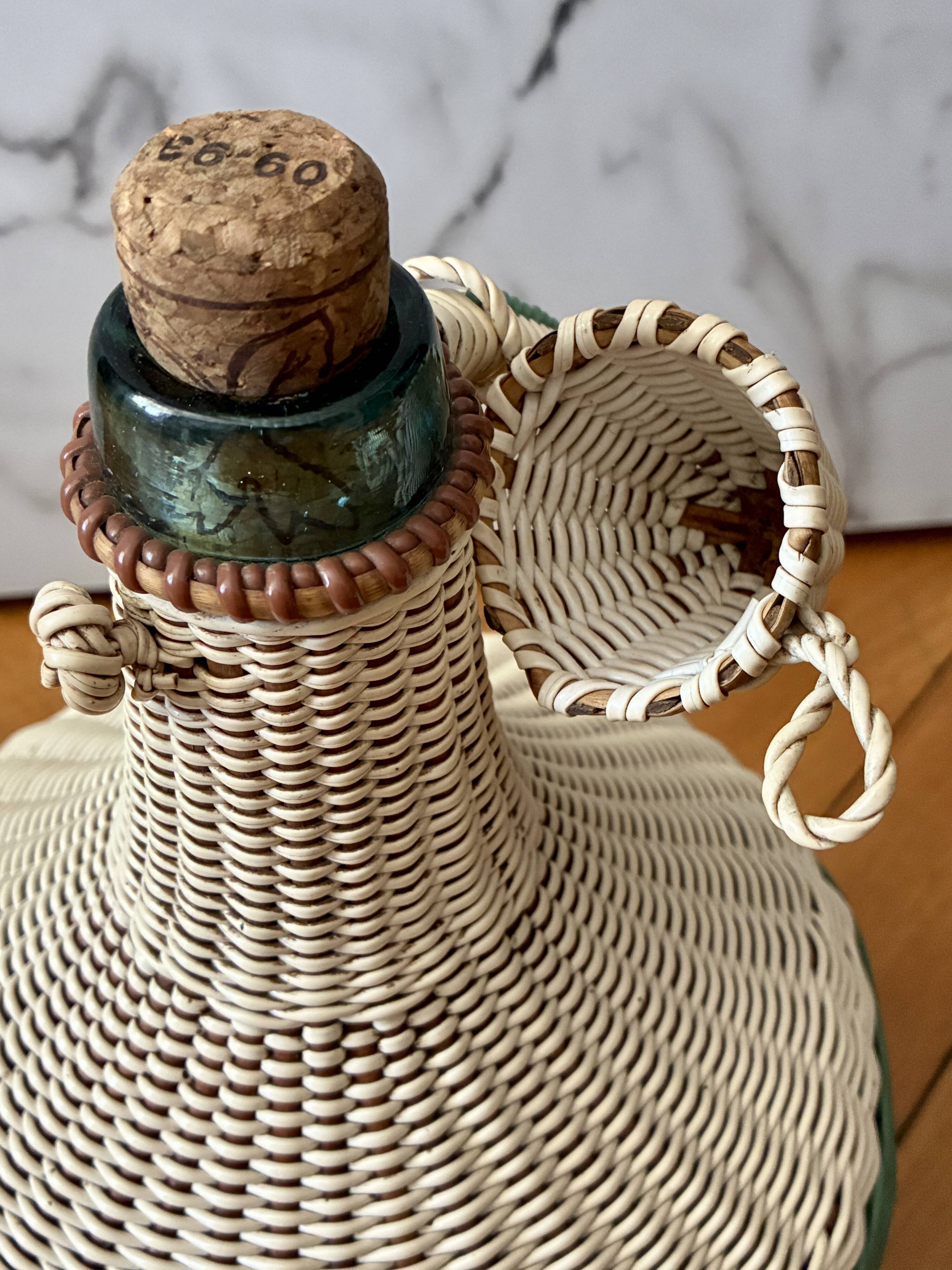 Vintage Scoubidou bottle 41 cm