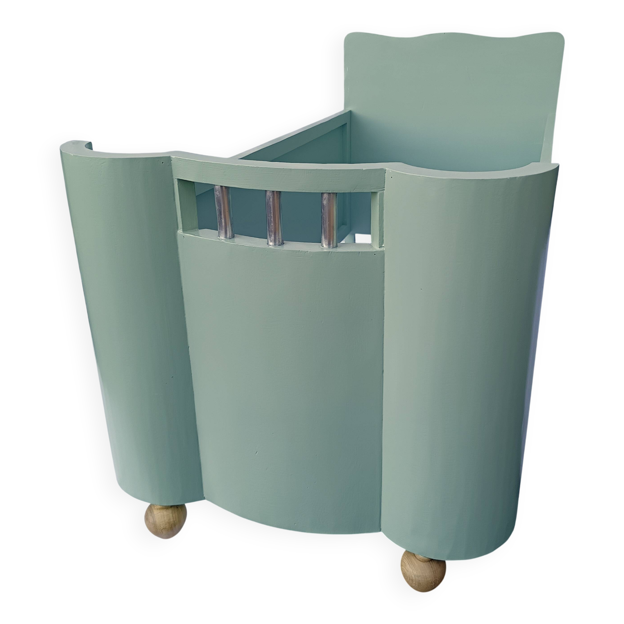 wooden bed 1950s child