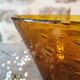 Saladier en verre bullé ambré
