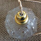 Glass globe suspension
