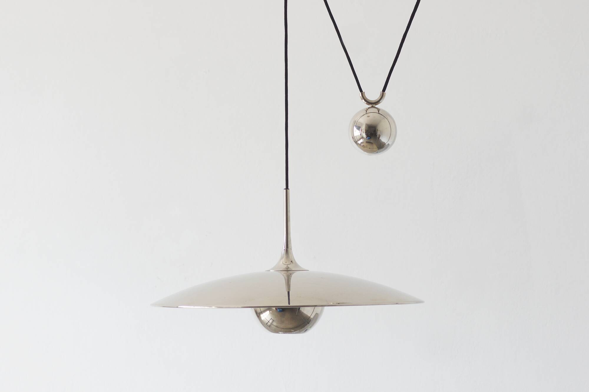 Silver Model Onos 55 Counterbalance Pendant Lamp by Florian Schulz