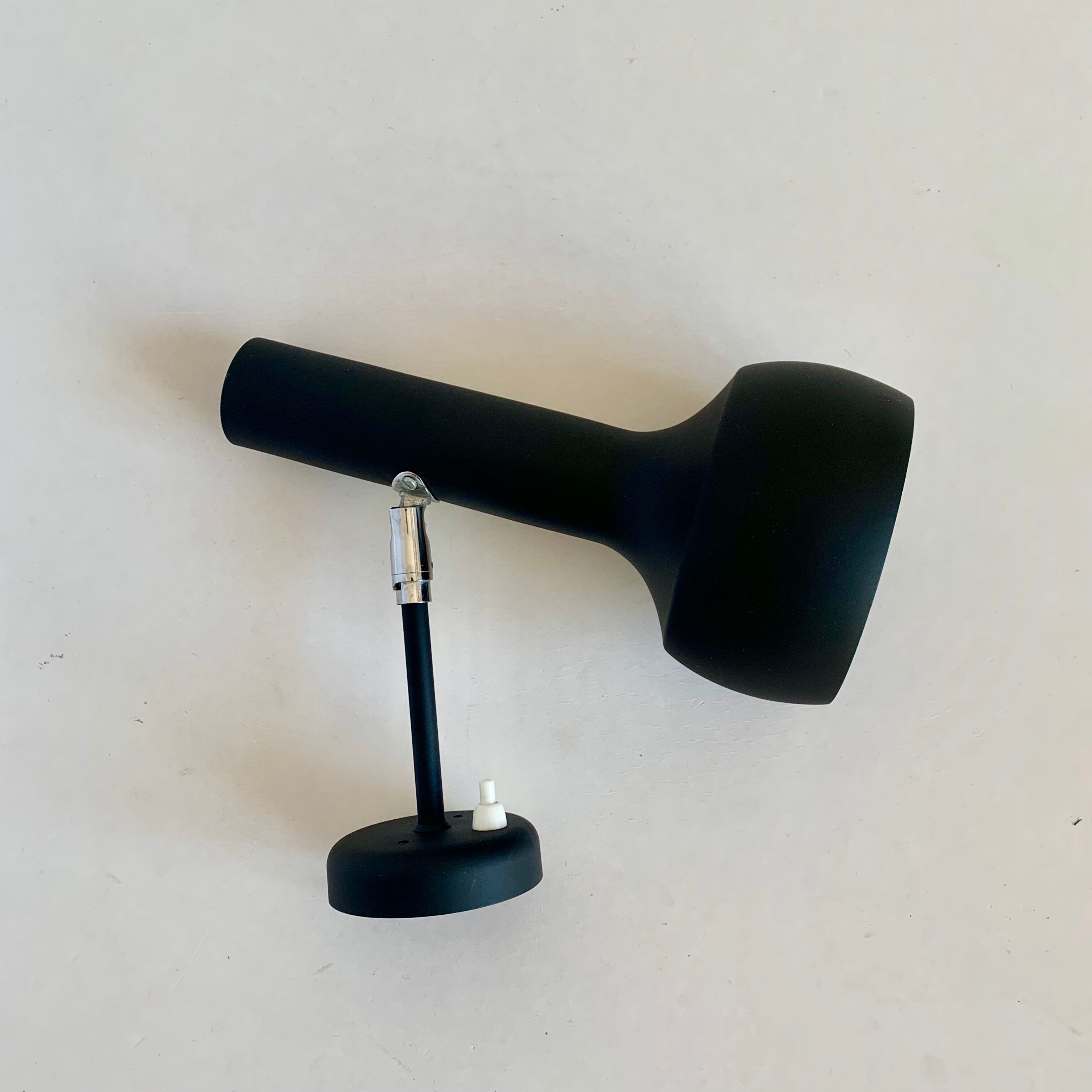 Wall spot light by Swiss International, 1970s