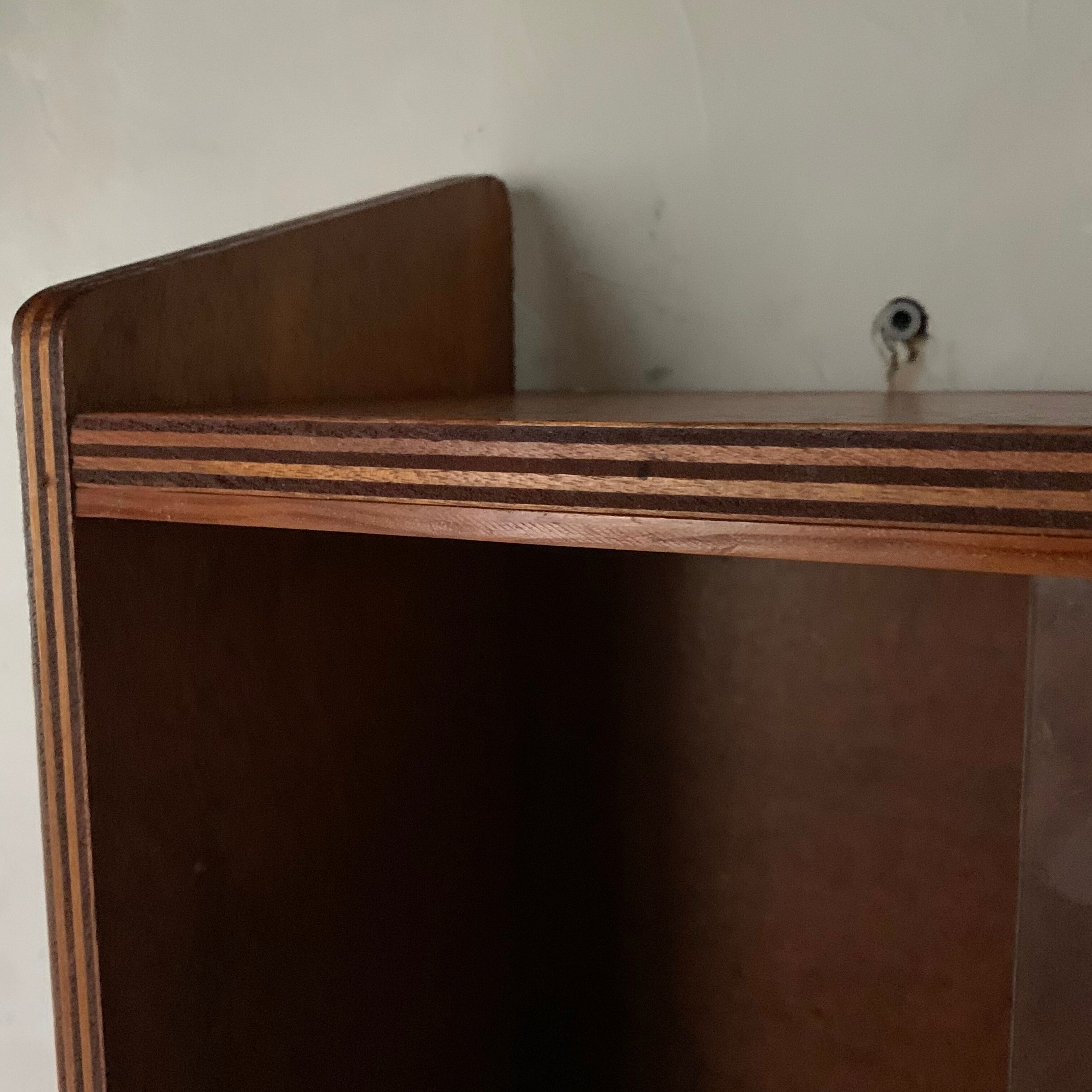 Bookcase vintage pyramidal wall shelf