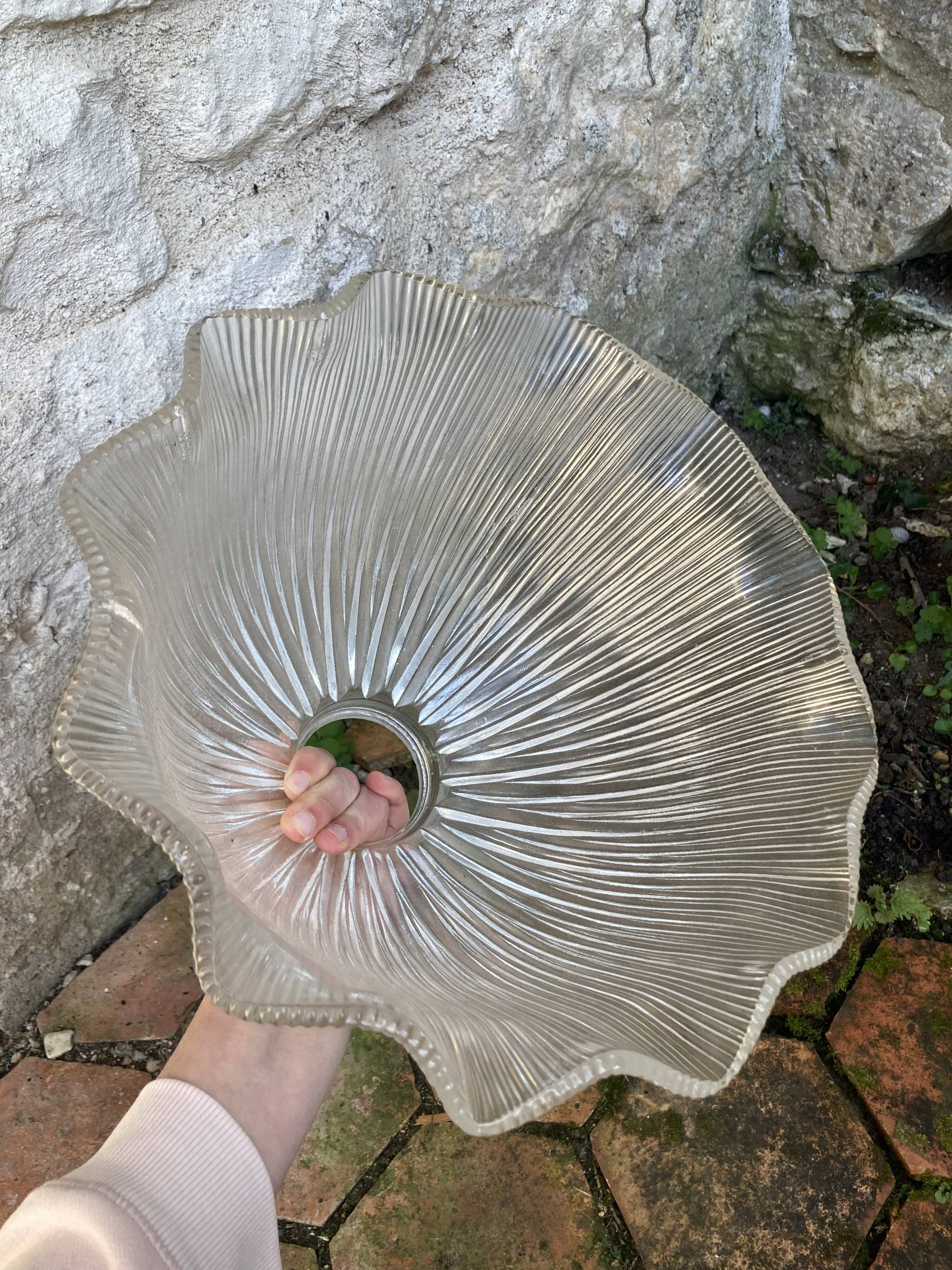 Abat jour en verre vintage