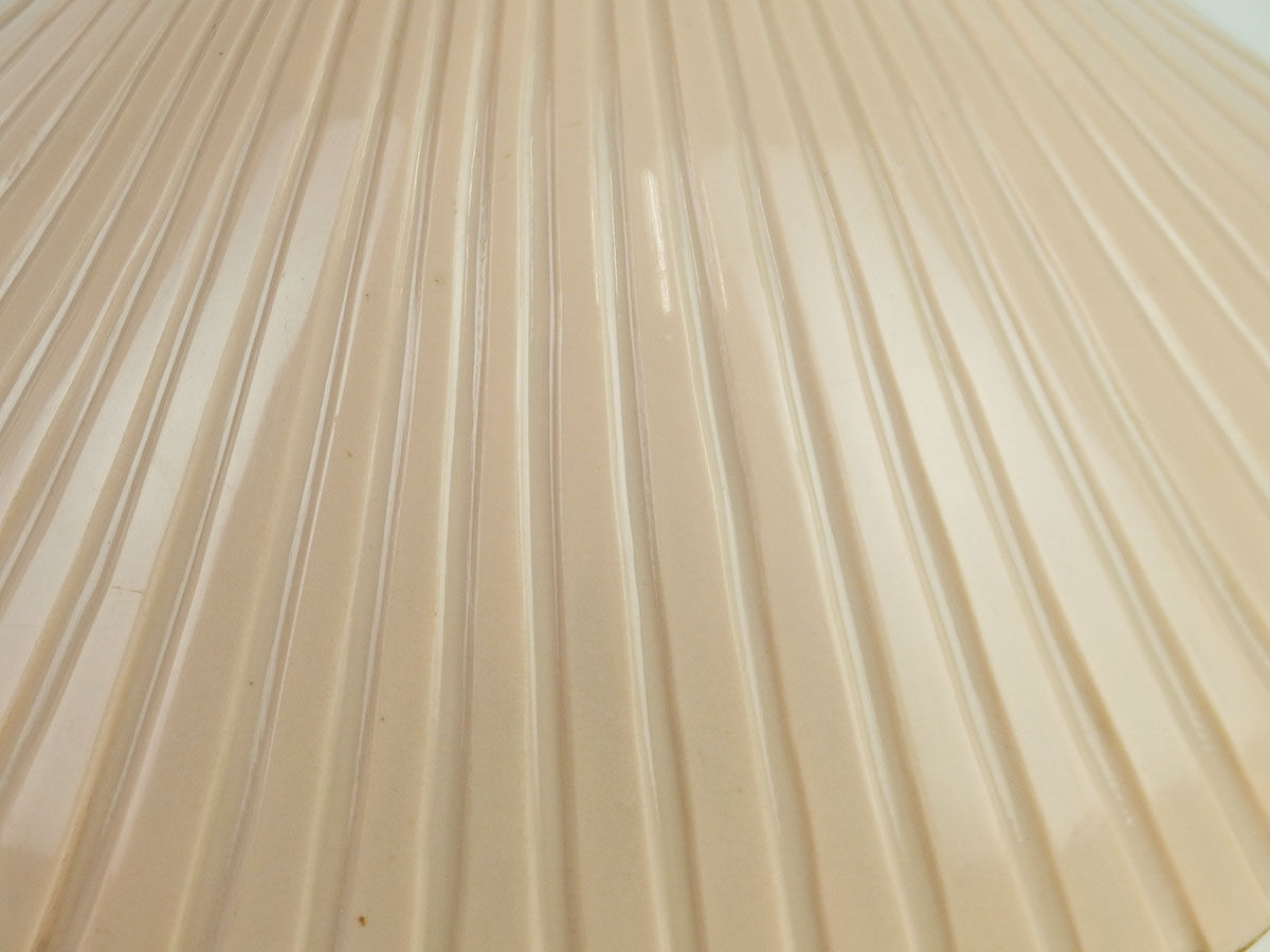 Shell lamp design Michèle Mahé, distributed to Disderot