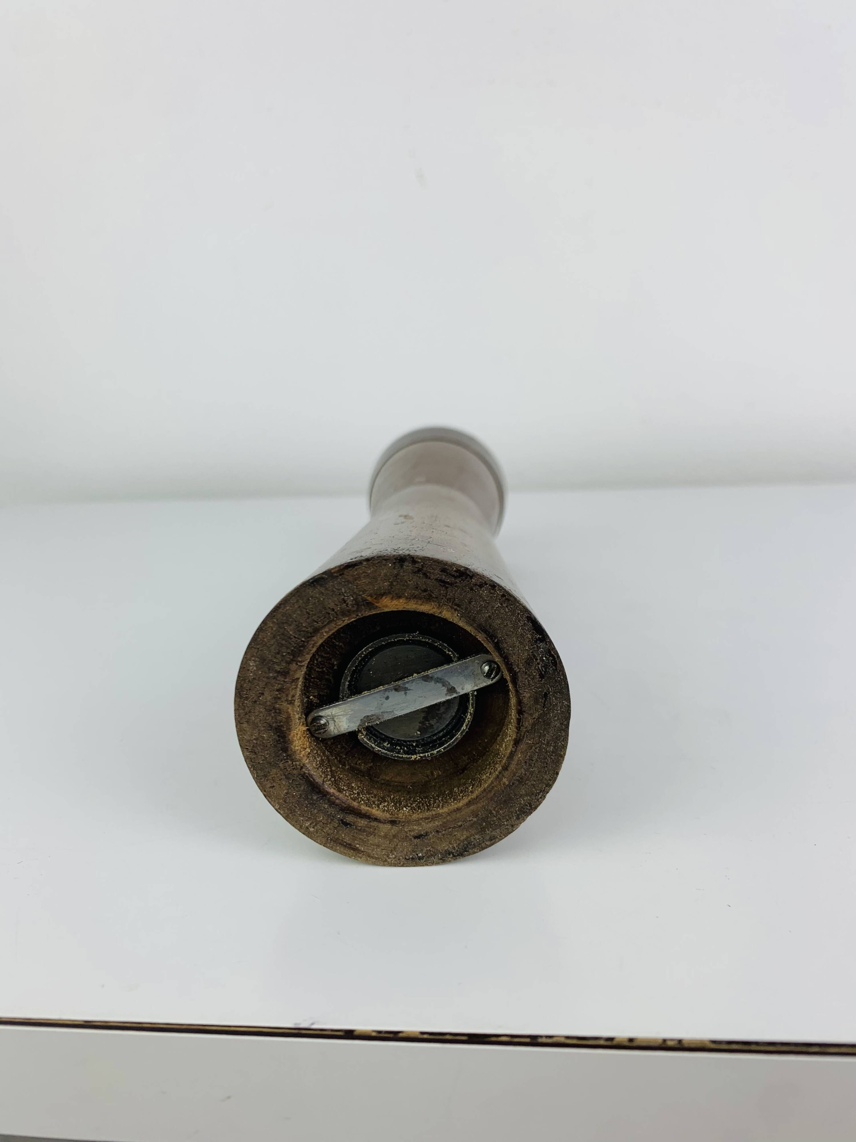 Scandinavian diabolo teak pepper mill/pepper grinder from the 1960s.