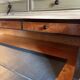 Cylinder desk, between light and the softness of time.