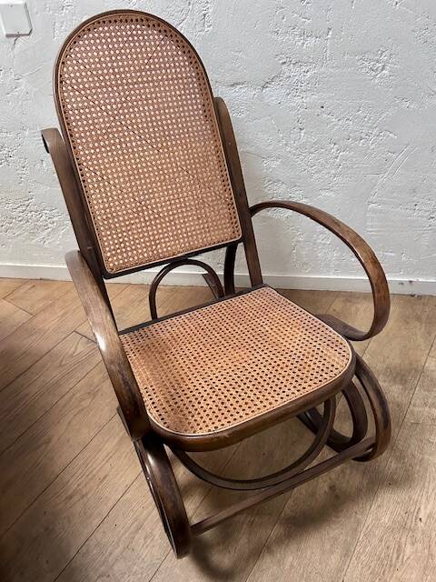 Rocking chair