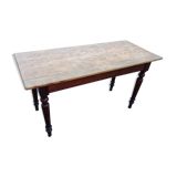Pine table