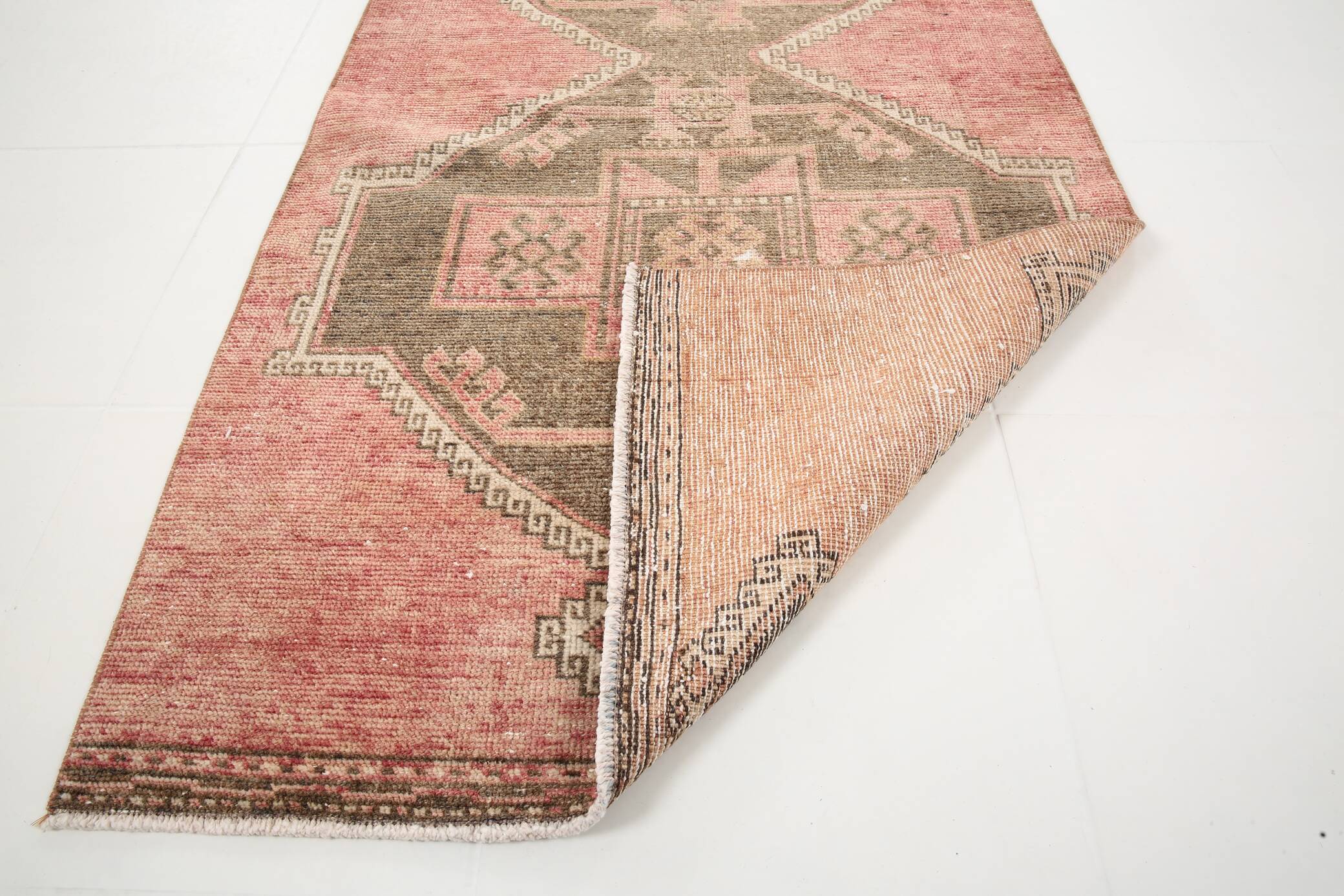 3x13 Vintage Red & Brown Classic Persian Runner Rug, 92x408Cm