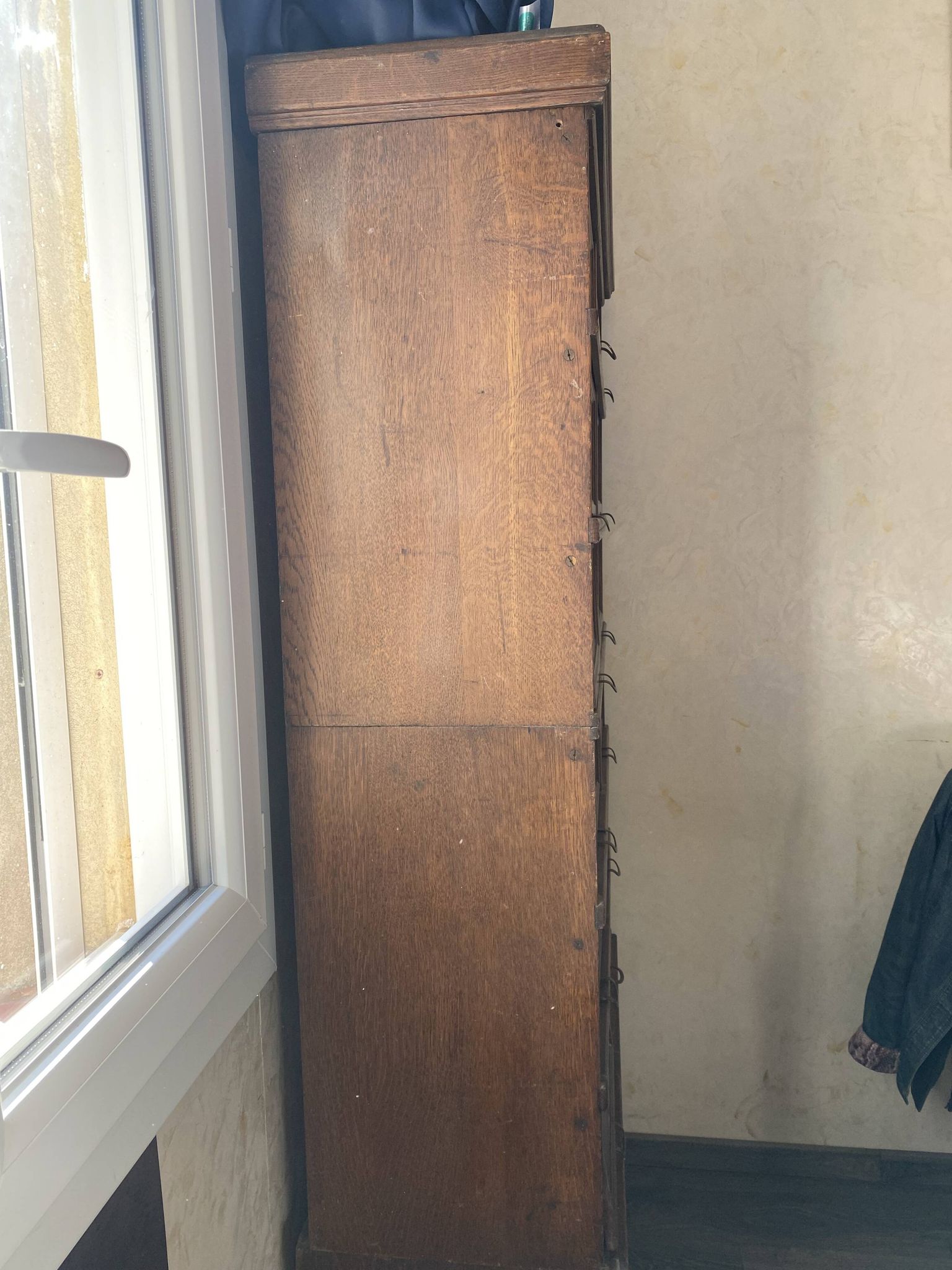 Antique tradesman's cabinet with 12 flap drawers + oak niche - 1930s
