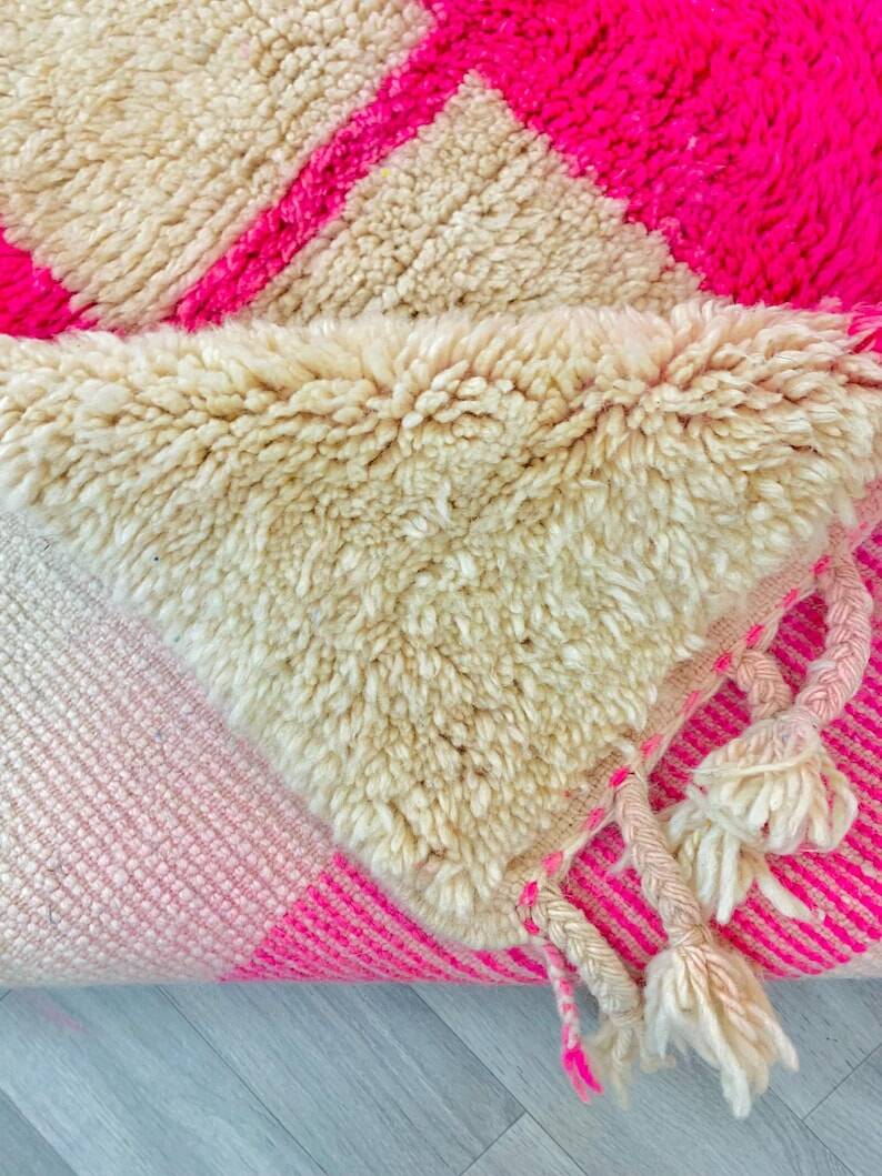 Handmade Moroccan rug 250cm x 150cm