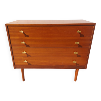Scandinavian style commode