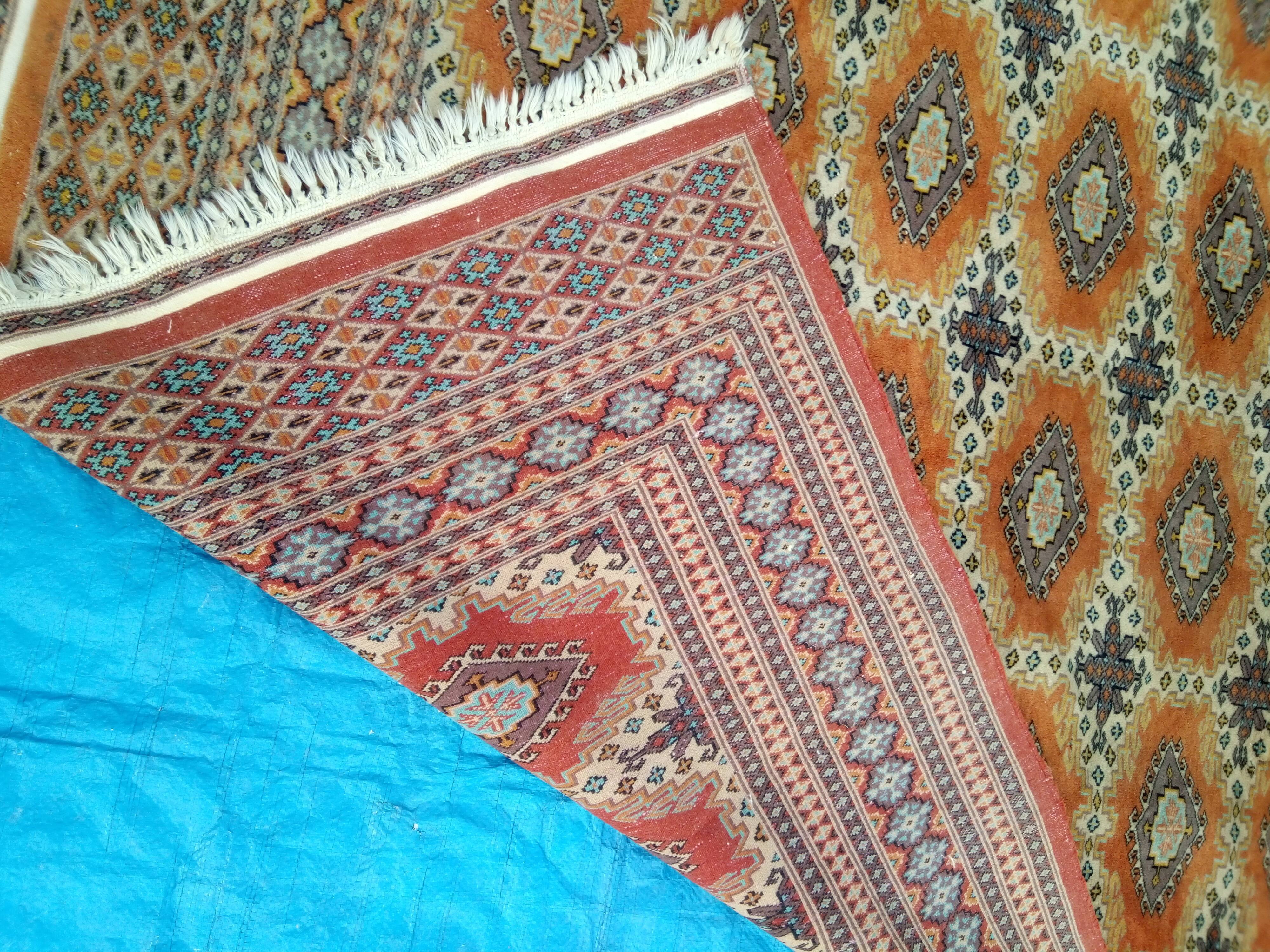 Oriental carpet, Pakistan, wool and silk 273 x 186