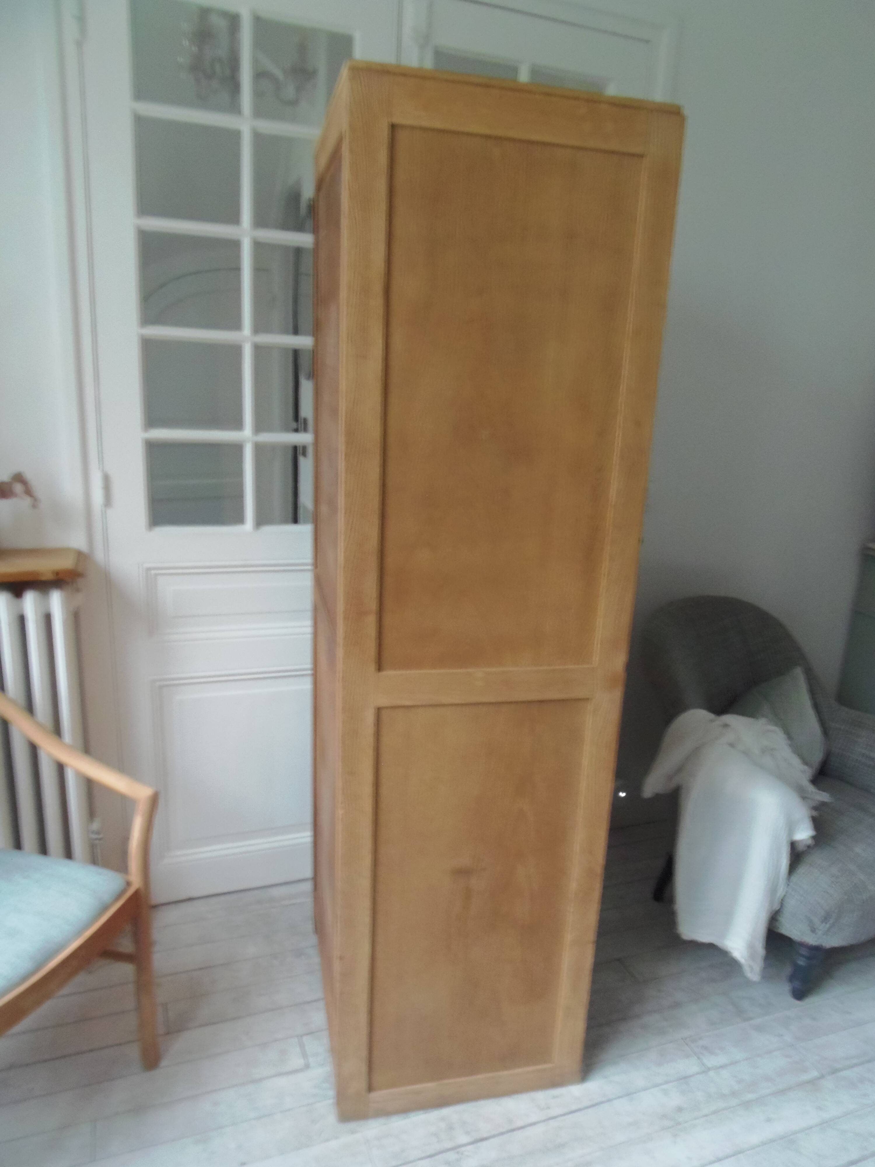 Vintage Parisian 1-door wardrobe, it has been completely cleaned, sanded, treated and waxed.