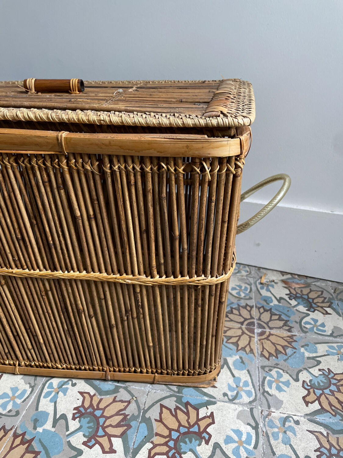 Rattan chest