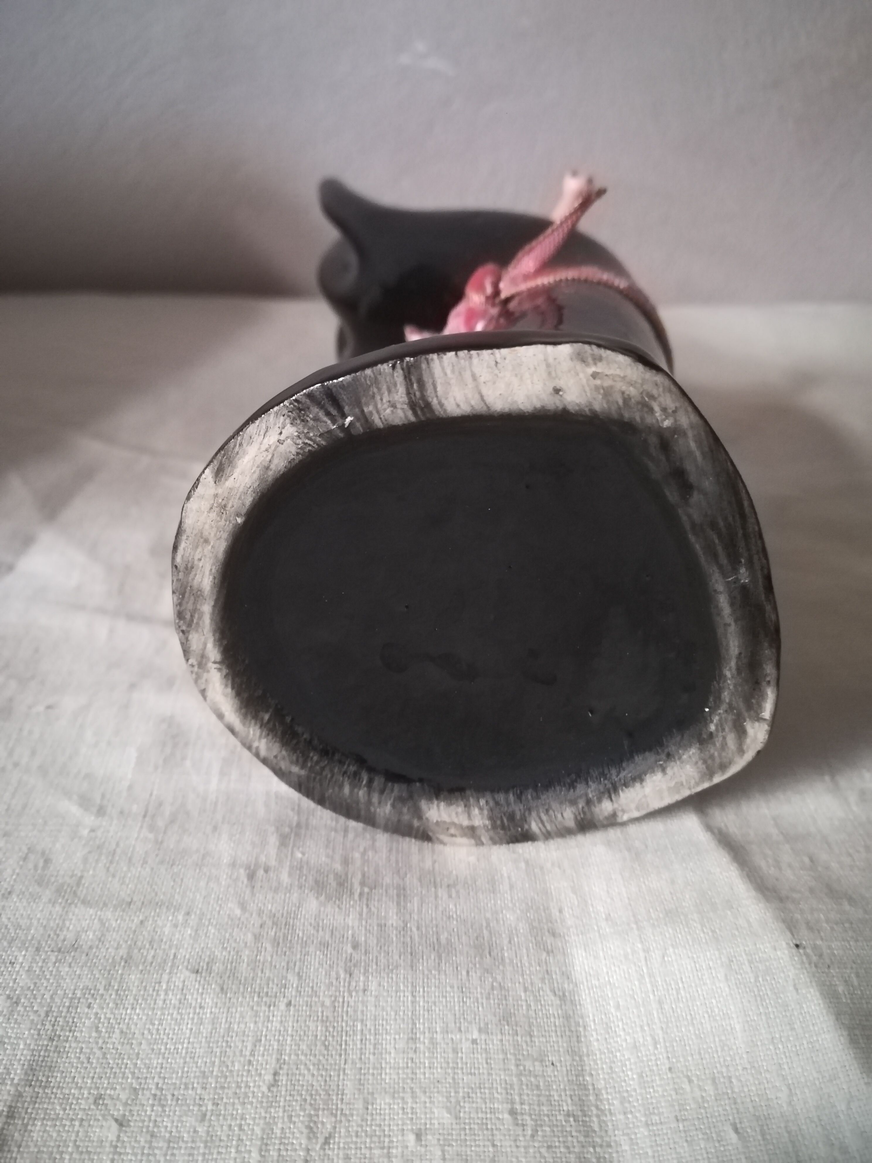 Baguier soliflore hand in black earthenware