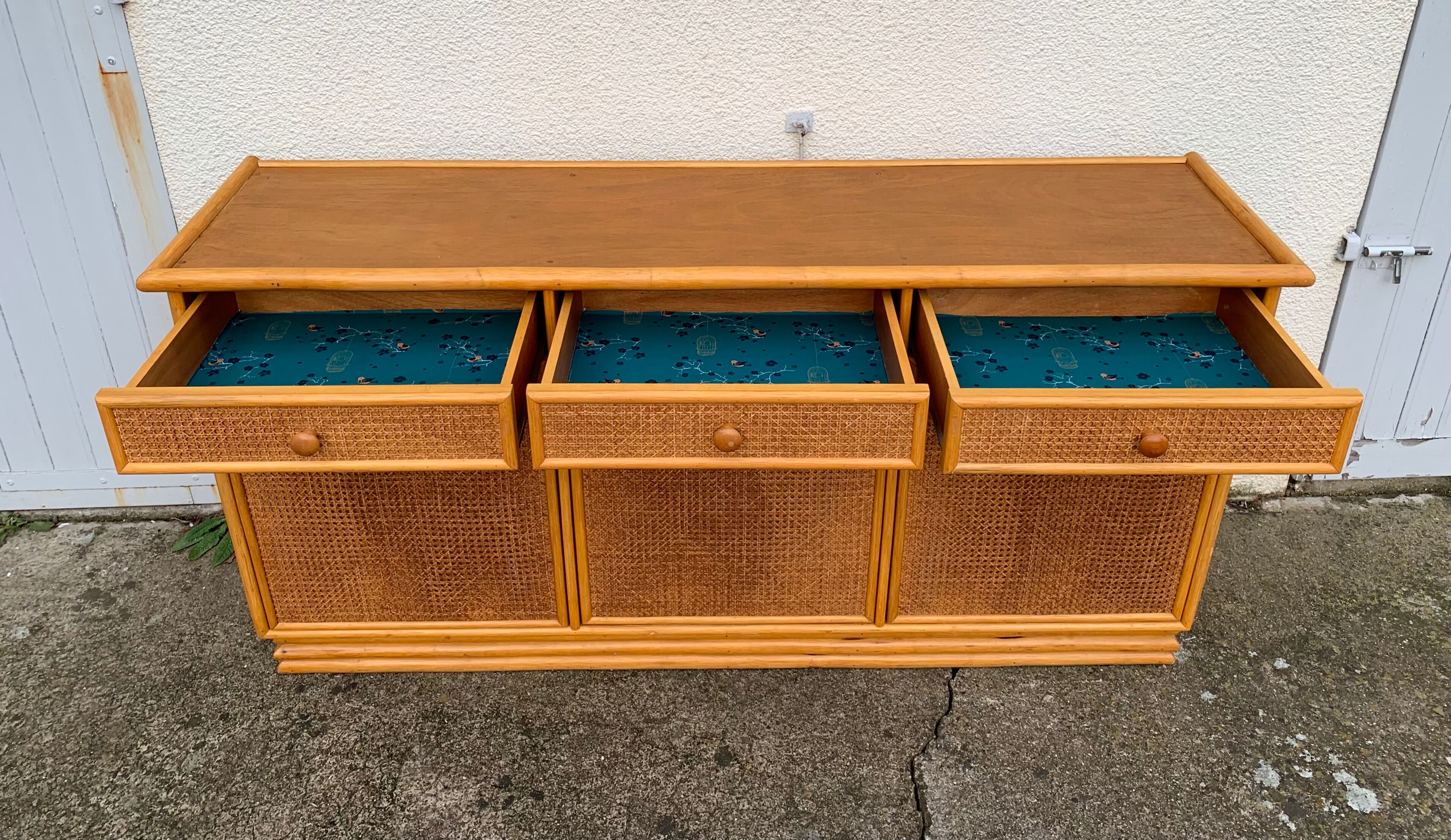Vintage buffet in bamboo and cannage 1970