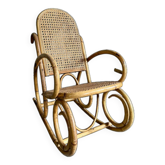 Fauteuil à bascule en rotin pour enfant