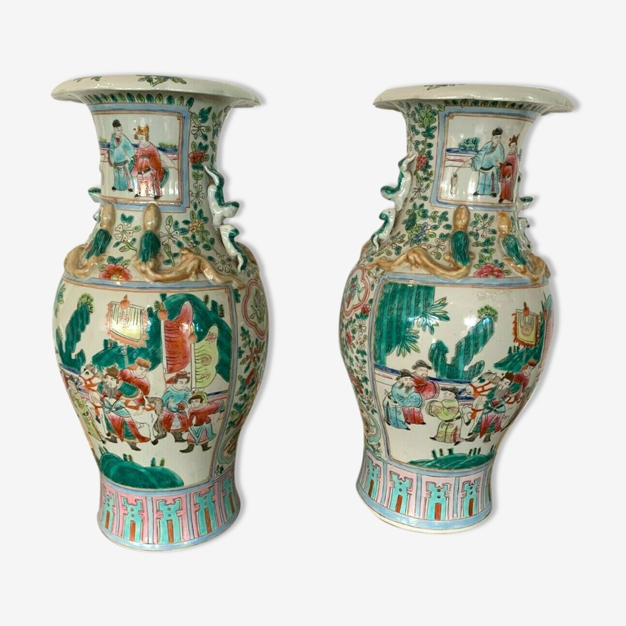 Paire de vases Canton en porcelaine polychrome XX siècle | Selency