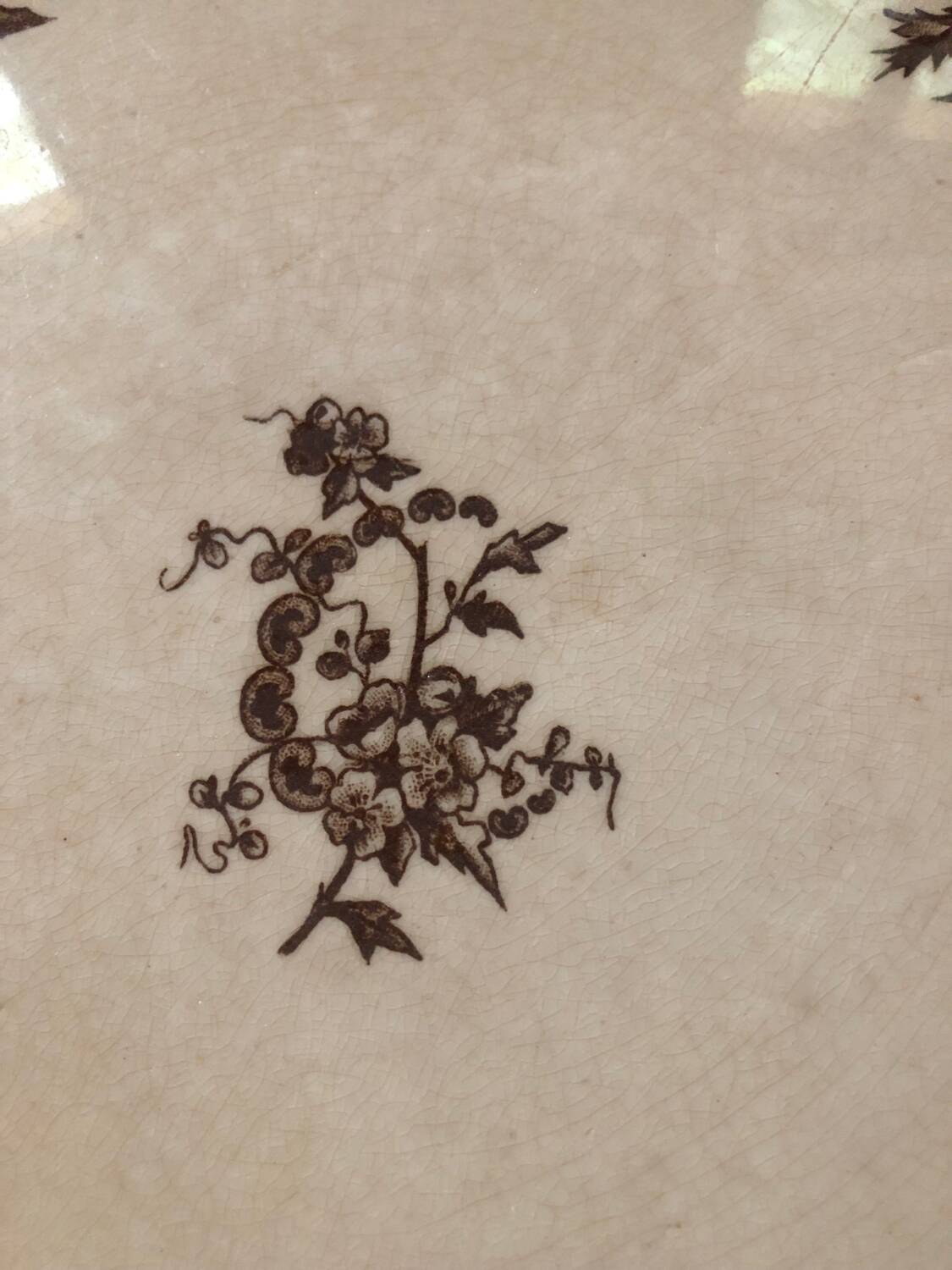 "Moscow" dish, Choisy Le Roi, ironstone