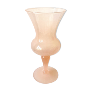 Vase en opaline nude