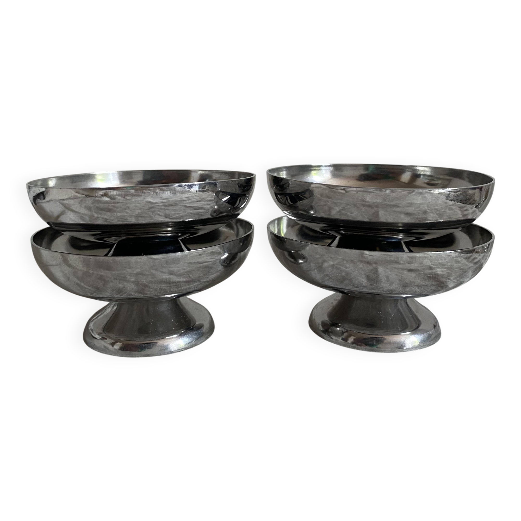 Stainless steel ice cream cups in a box