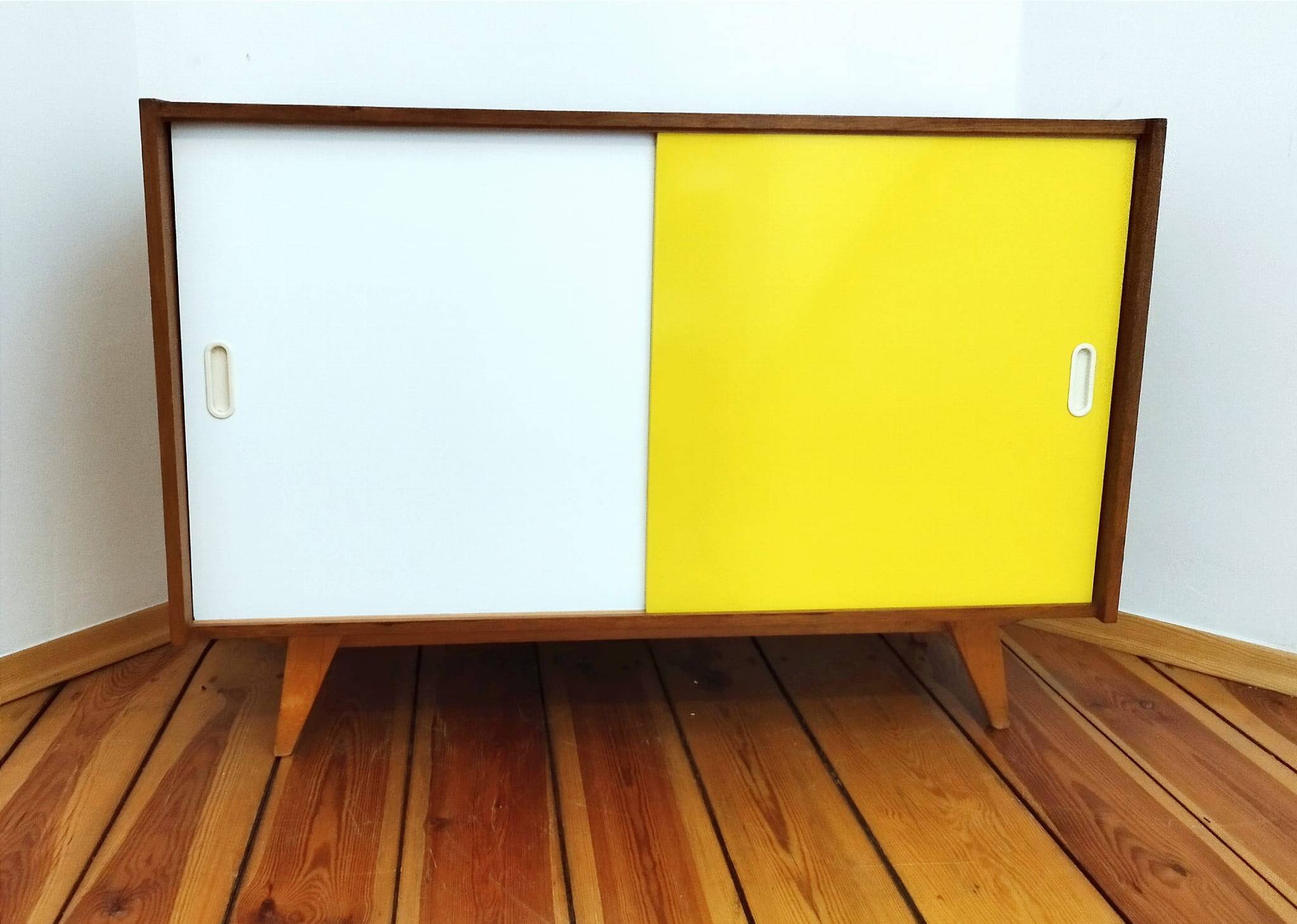 Czechoslovakian Cabinet attributed to J. Jiroutek for Interior Prague, 1960s