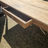 Farm table