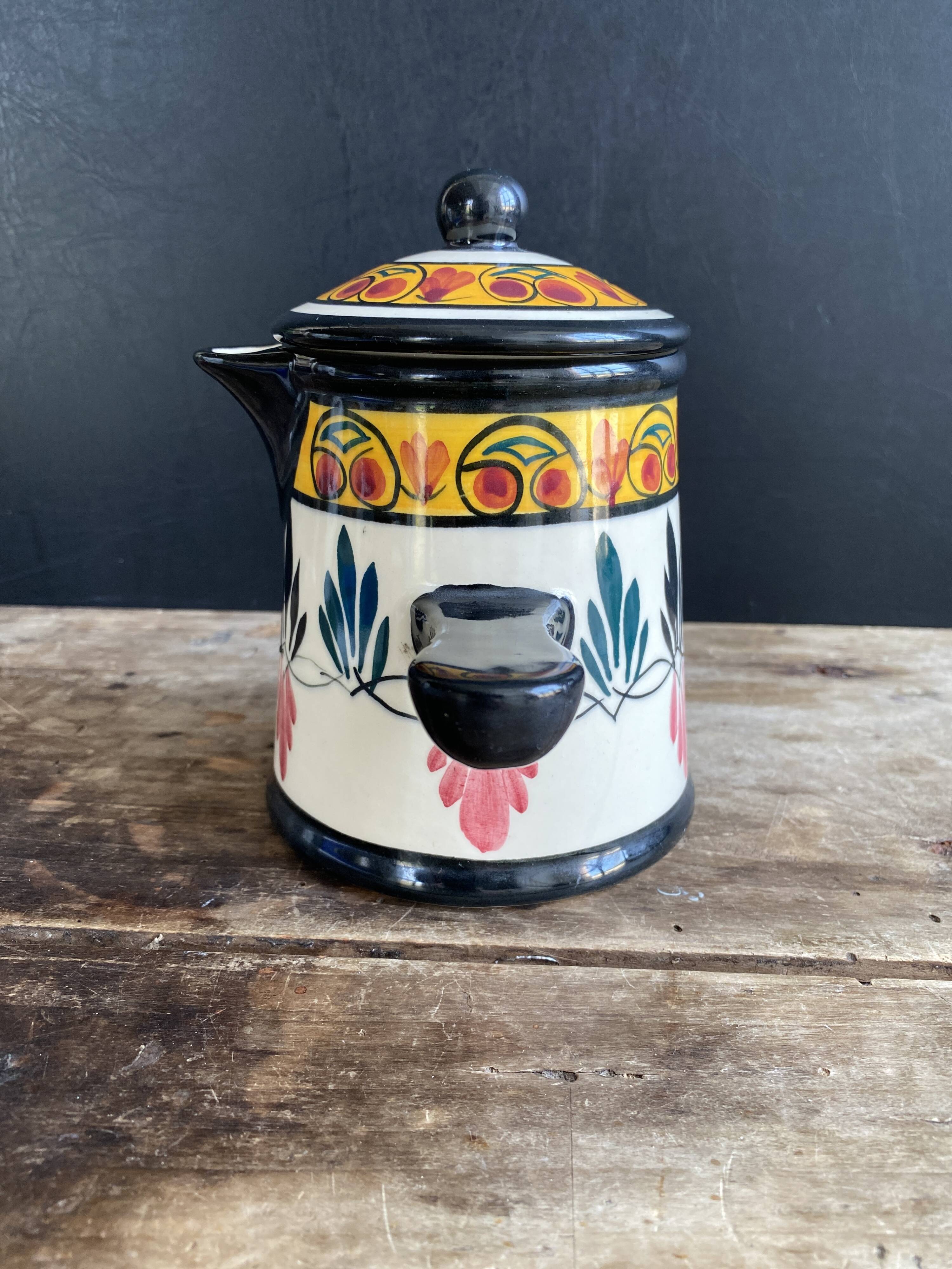 Superb authentic jug / chocolate pot from the Saint-Jean factory.