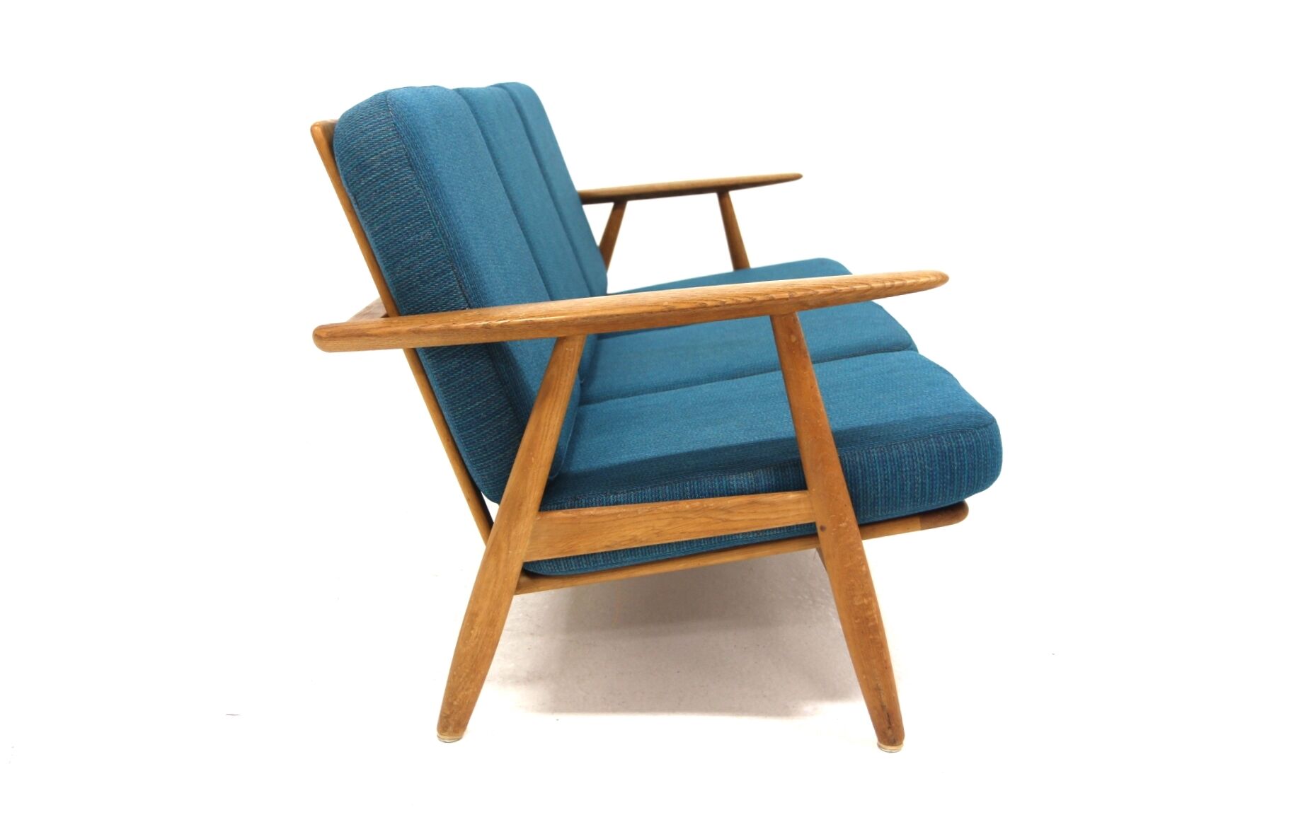 Scandinavian 3-seater sofa "Cigar chair GE 240" Hans J. Wegner, Denmark, 1960