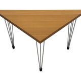 Vintage Danish triangular side table with hairpin legs design