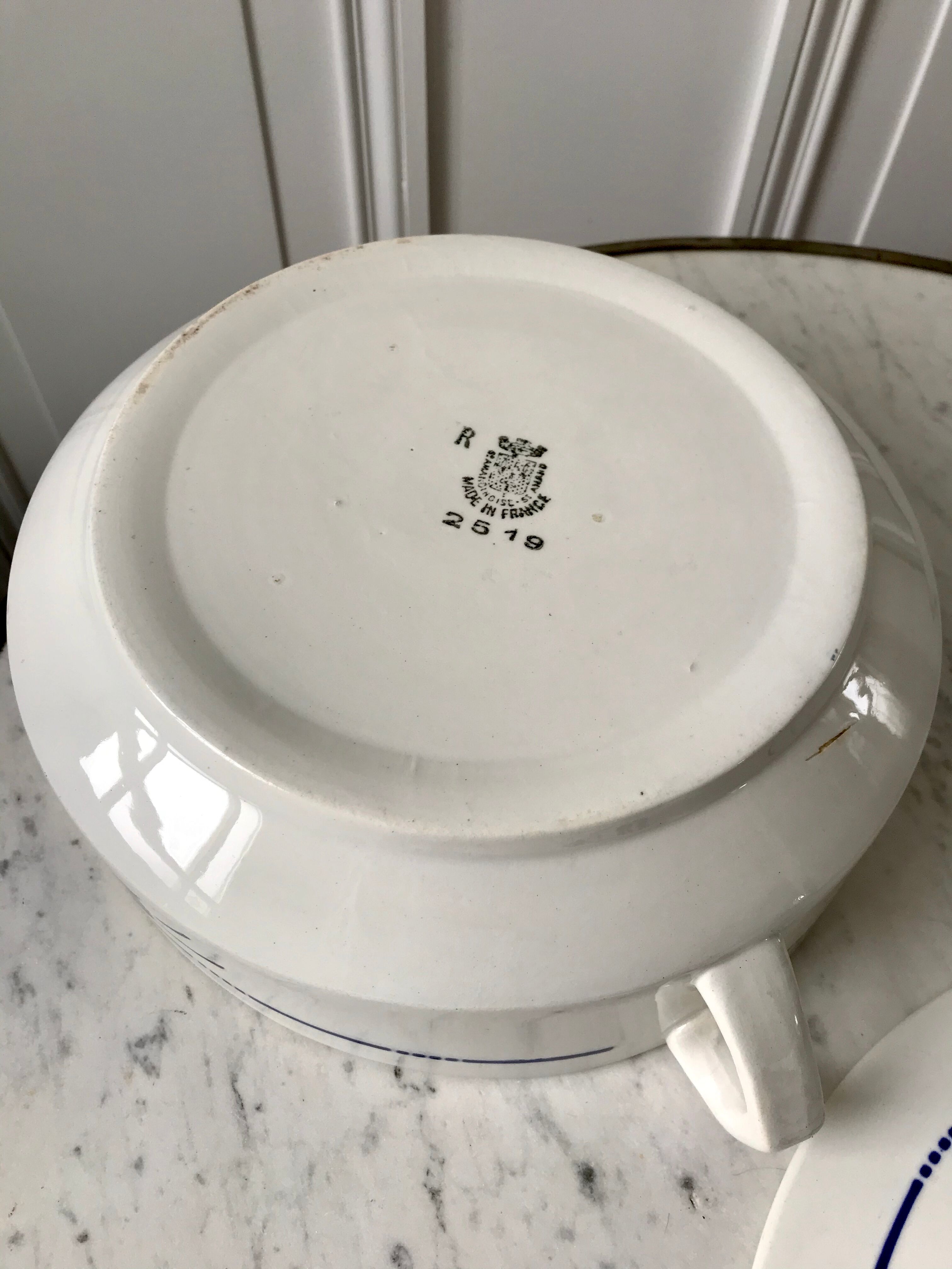 Soup tureen Saint-Amand blue flowers 30s-40s