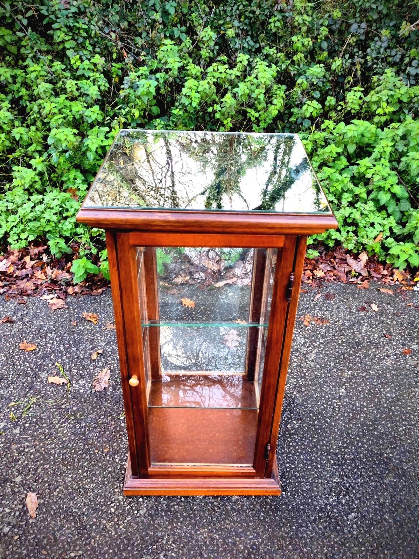 Showcase from the early 20th century.