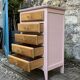 Commode vintage pieds compas rose poudré 1950