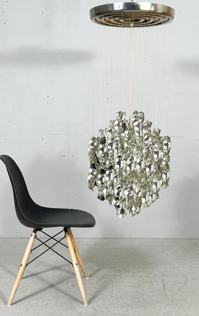 Mid-century spiral ceiling lamp by Verner Panton for Lüber AG, model SP1, Germany, 1970s, early example.